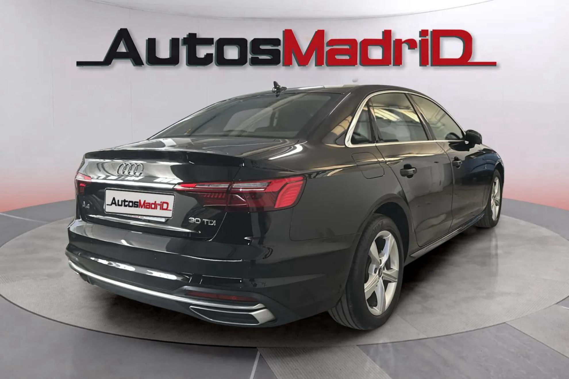 Audi A4 Advanced 30 TDI S tronic - foto 5