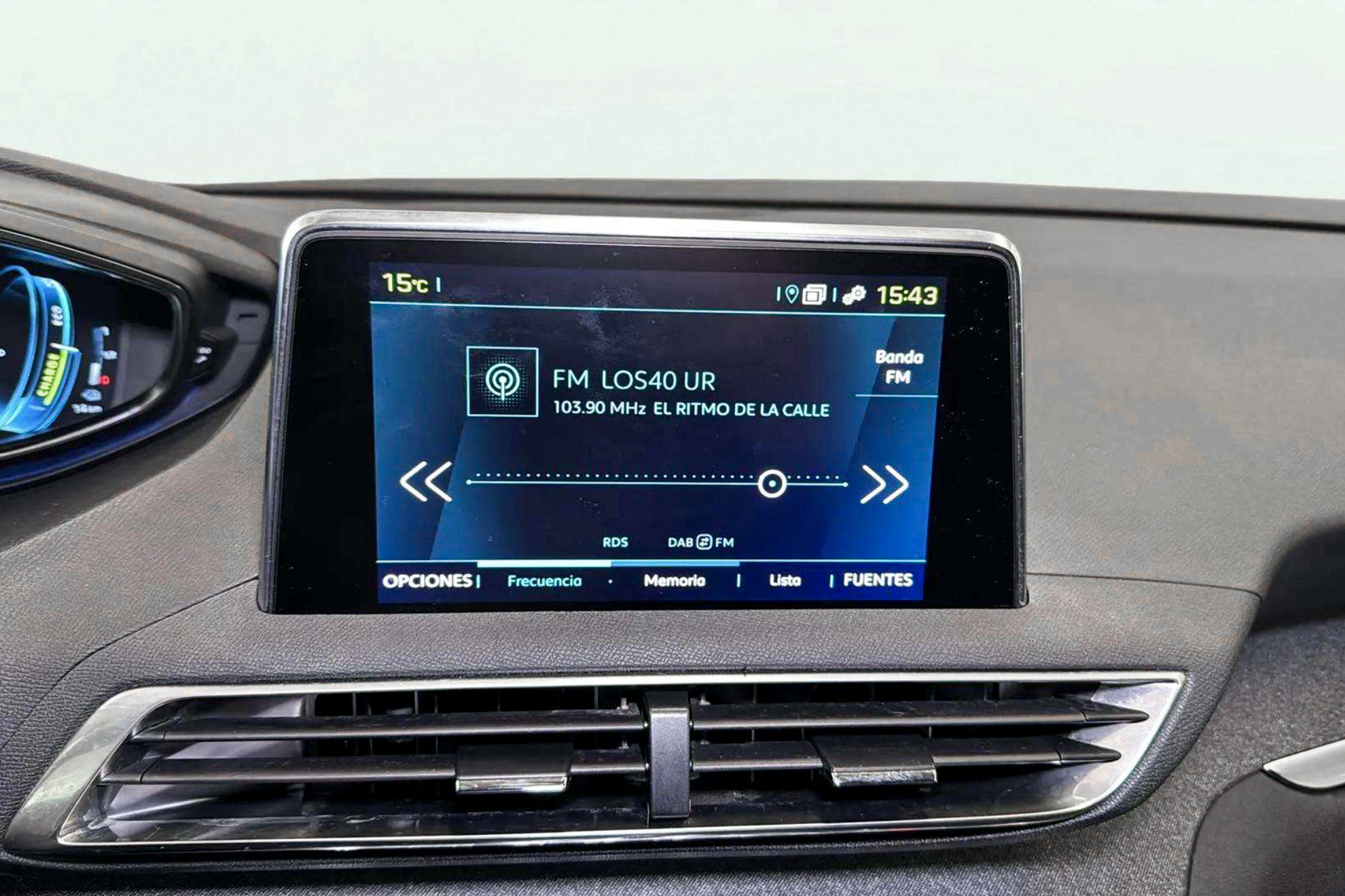 Peugeot 3008 Hybrid 225 eEAT8 Allure - foto 28