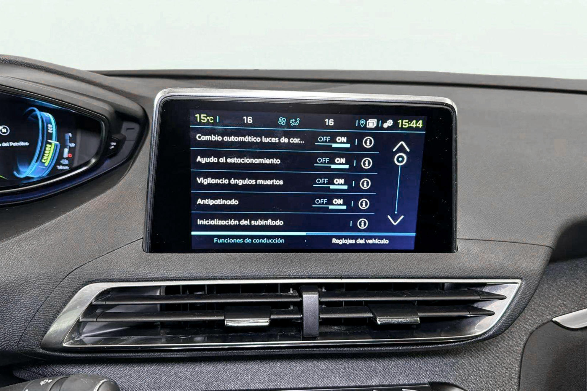 Peugeot 3008 Hybrid 225 eEAT8 Allure - foto 31