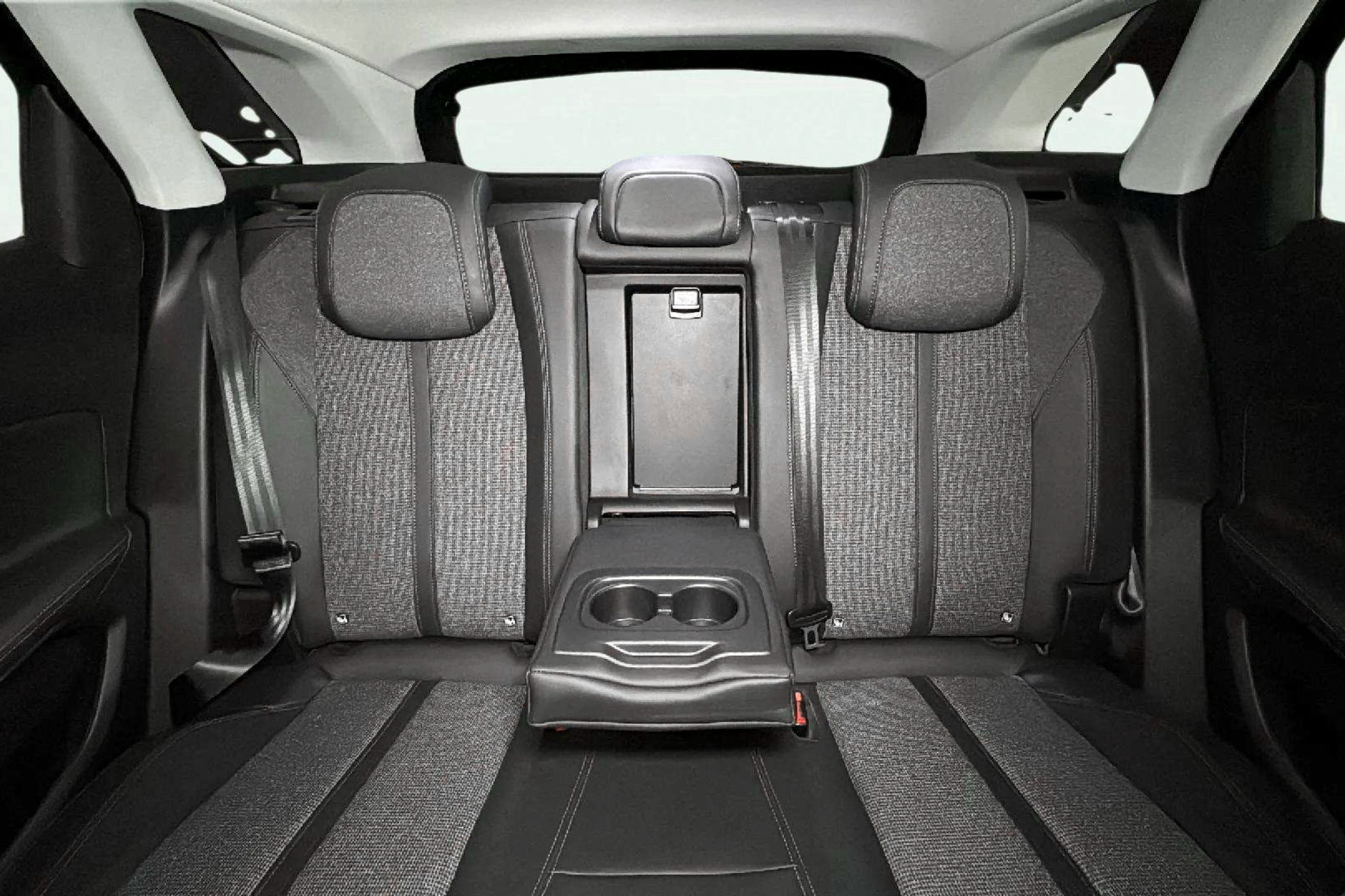Peugeot 3008 Hybrid 225 eEAT8 Allure - foto 43