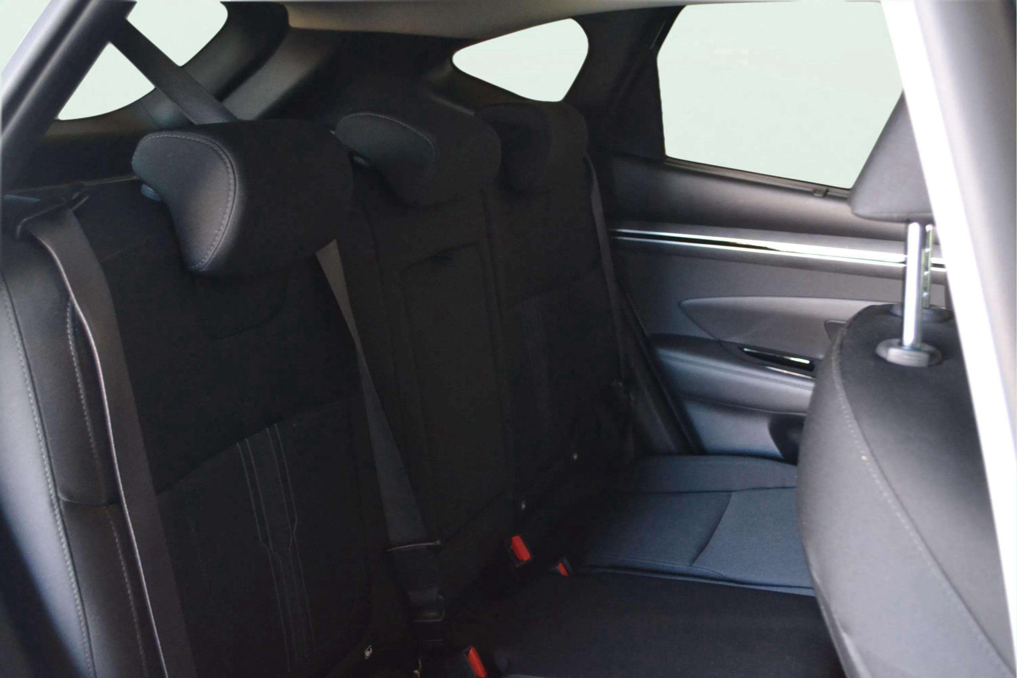 Hyundai Tucson 1.6 T-GDi HEV Tecno - foto 11