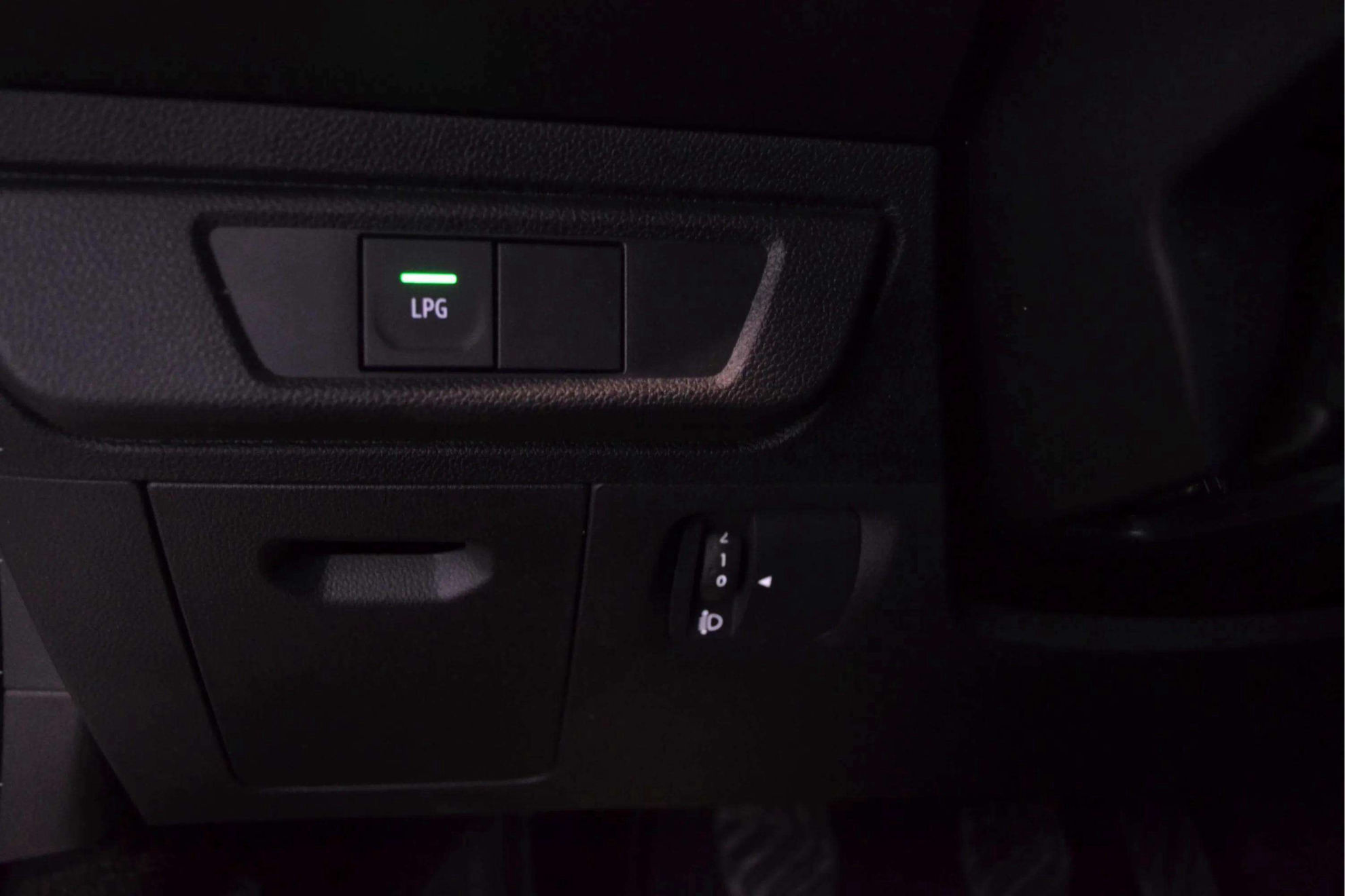 Dacia Sandero Essential ECO-G - foto 20