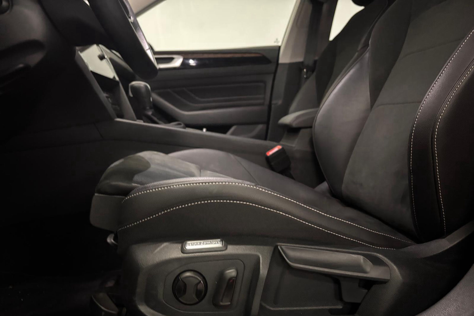 Volkswagen Arteon Elegance 2.0 TDI DSG - foto 11