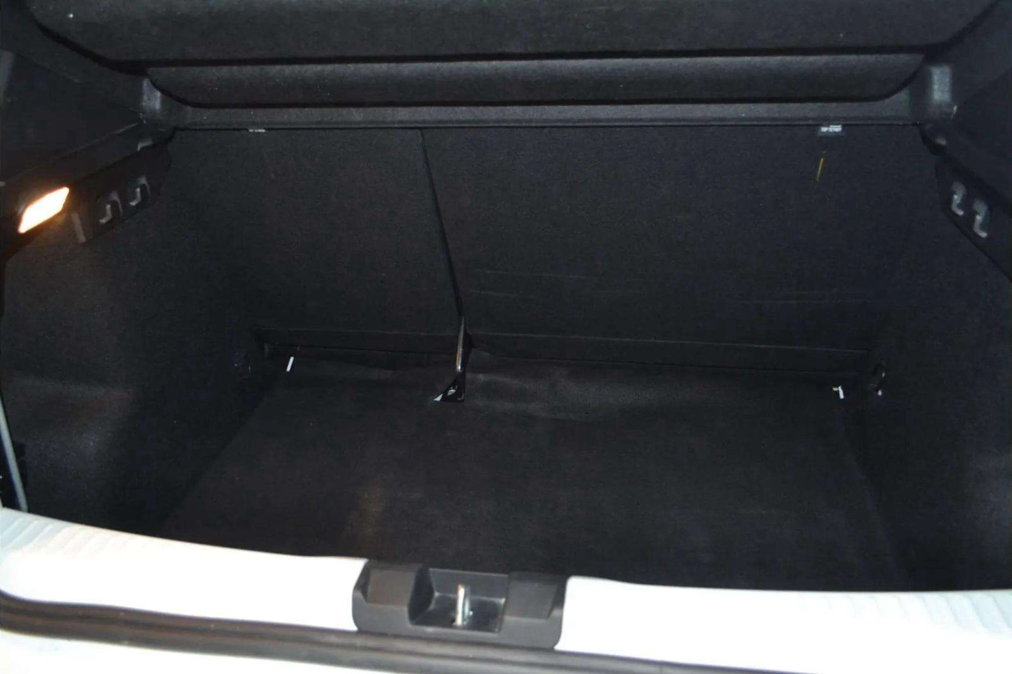 Dacia Sandero Stepway Comfort TCe - foto 9
