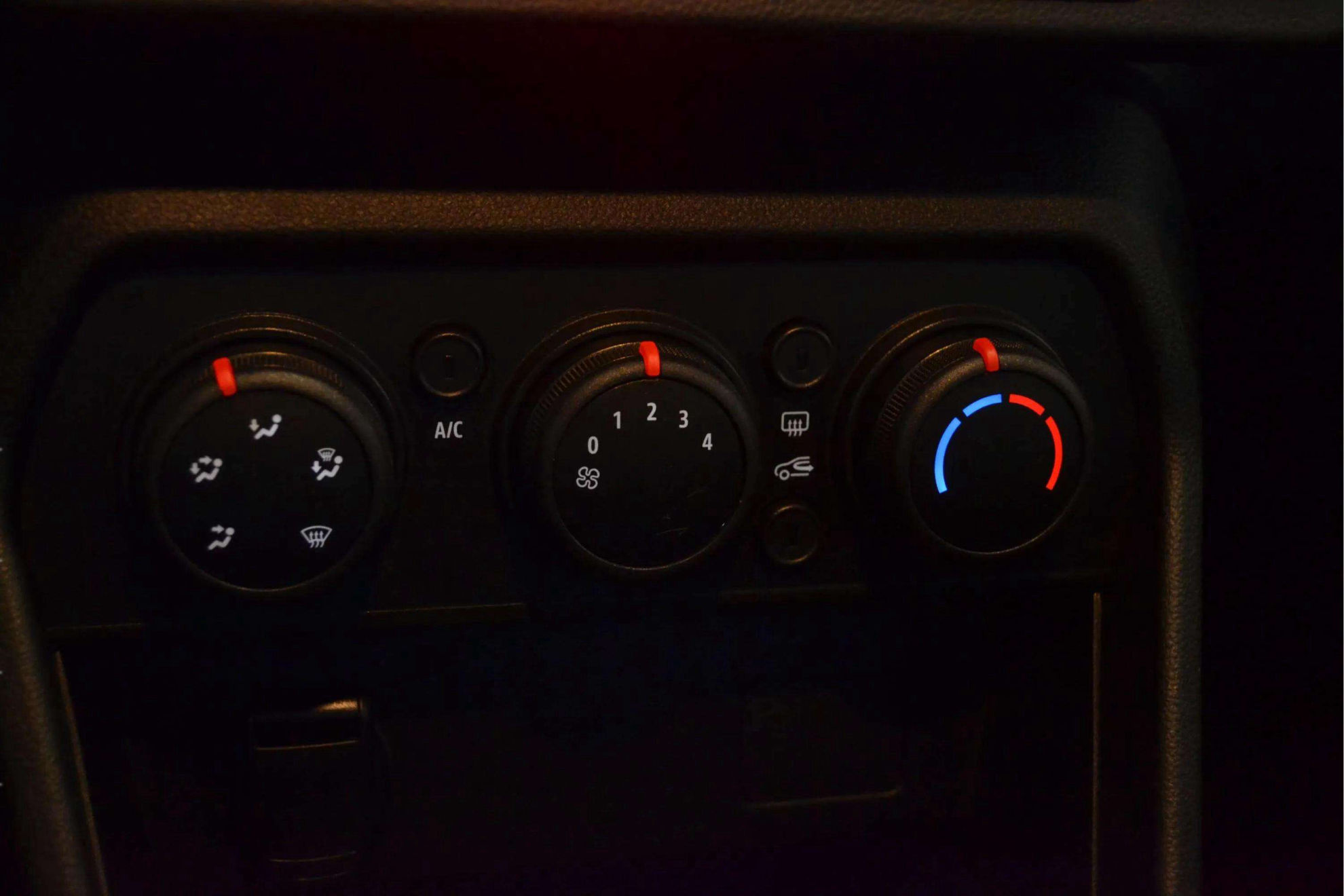 Dacia Sandero Stepway Comfort TCe - foto 25