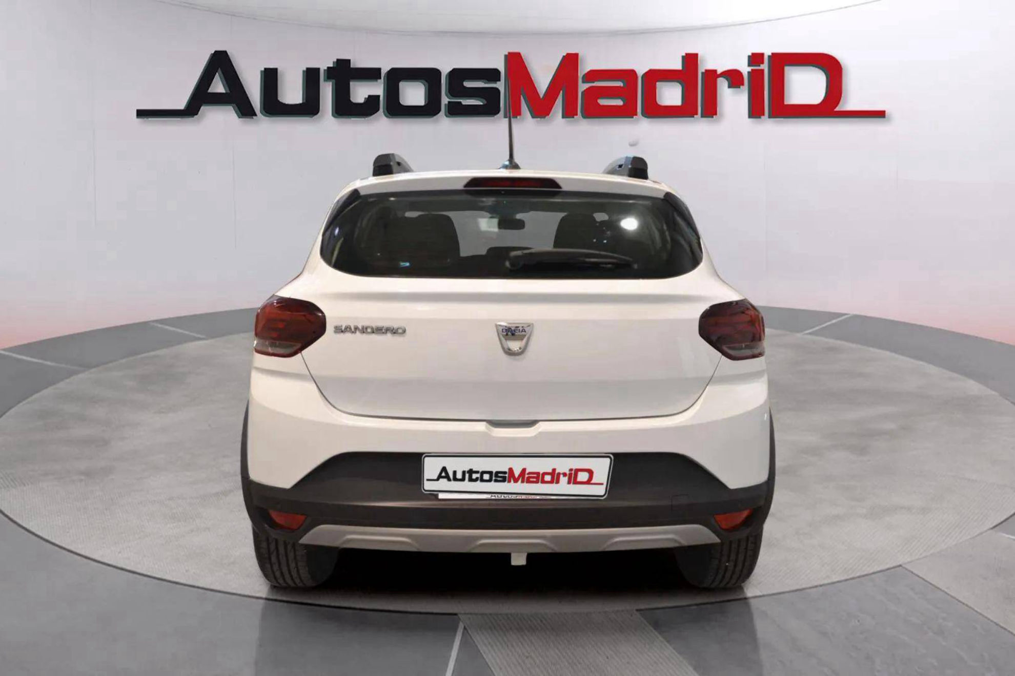 Dacia Sandero Stepway Comfort TCe - foto 6
