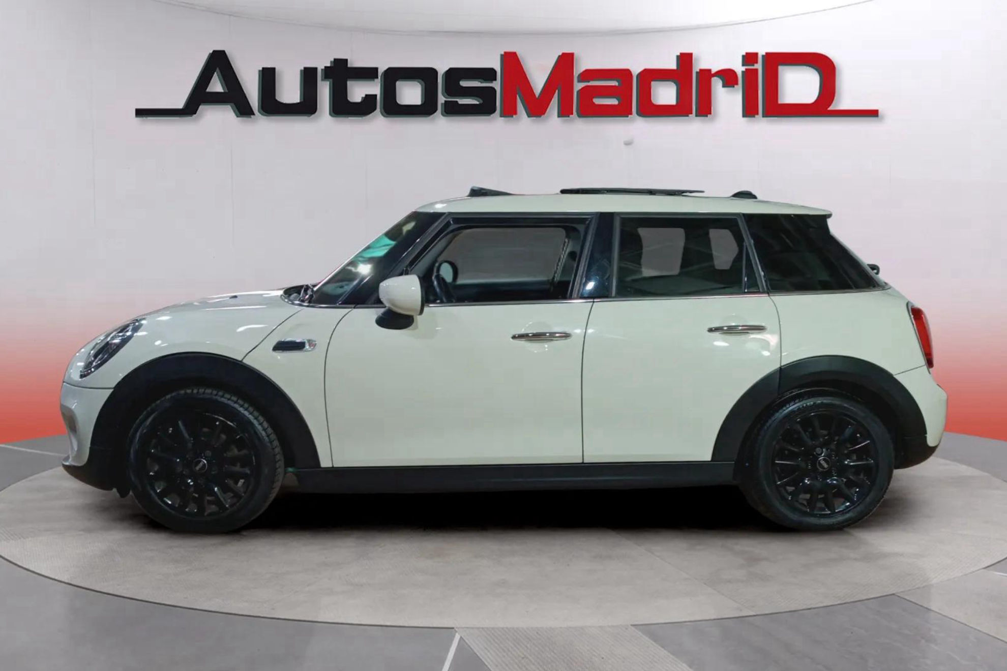 MINI Cooper One - foto 4