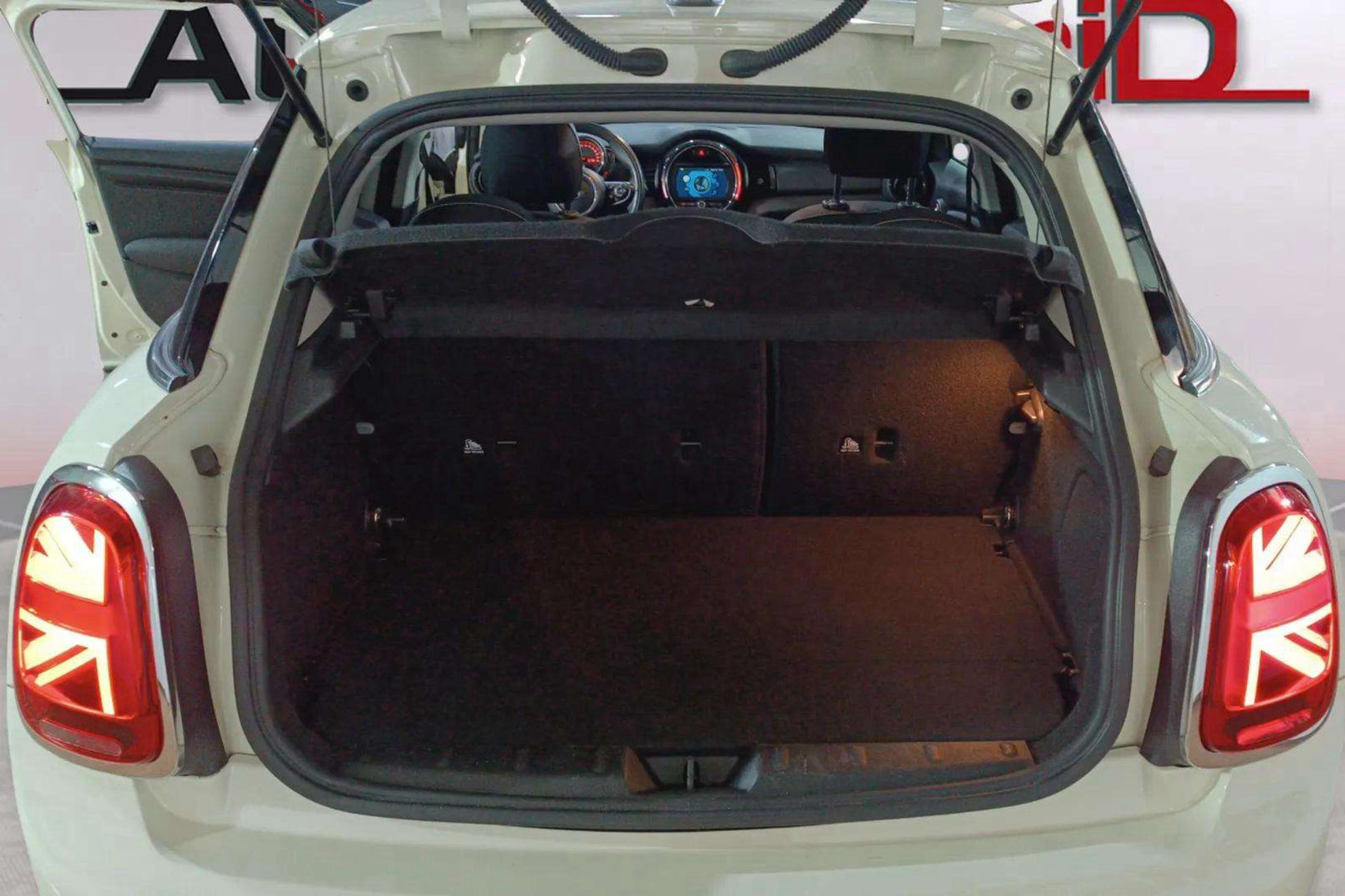 MINI Cooper One - foto 7