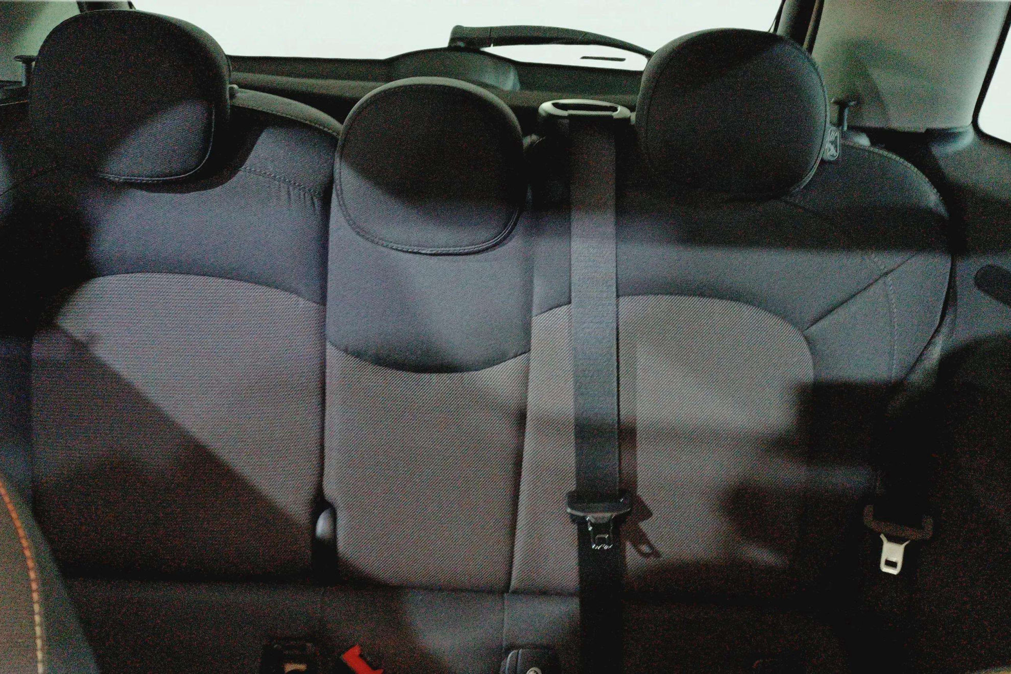 MINI Cooper One - foto 16