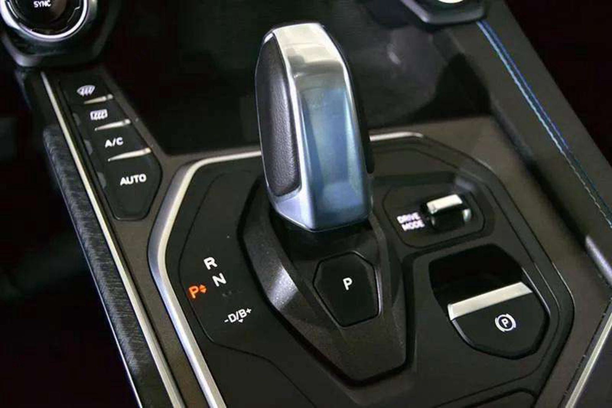 Lynk & Co 01 1.5 PHEV - foto 26