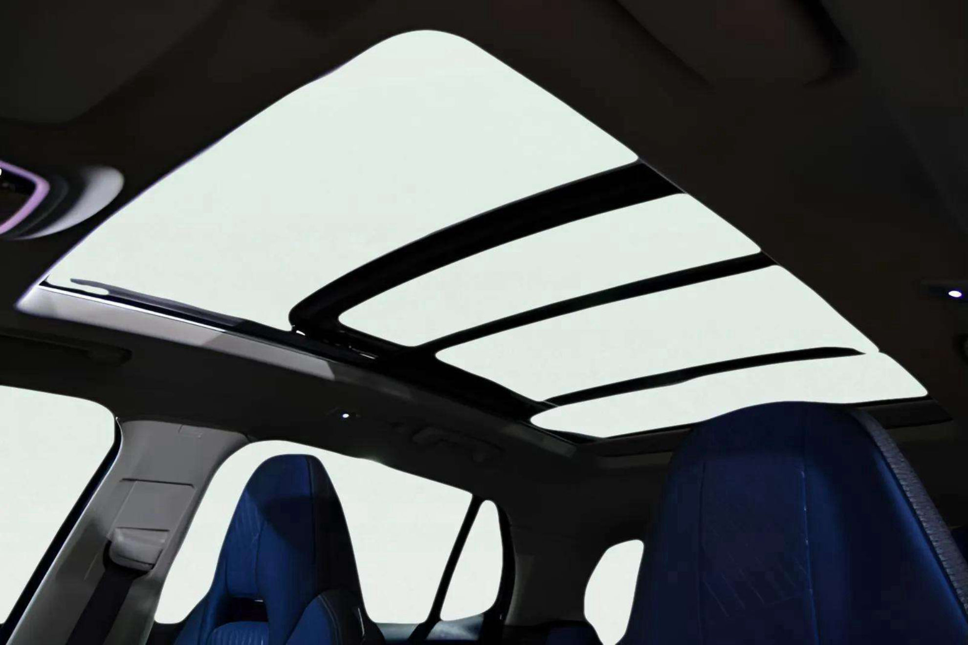 Lynk & Co 01 1.5 PHEV - foto 12