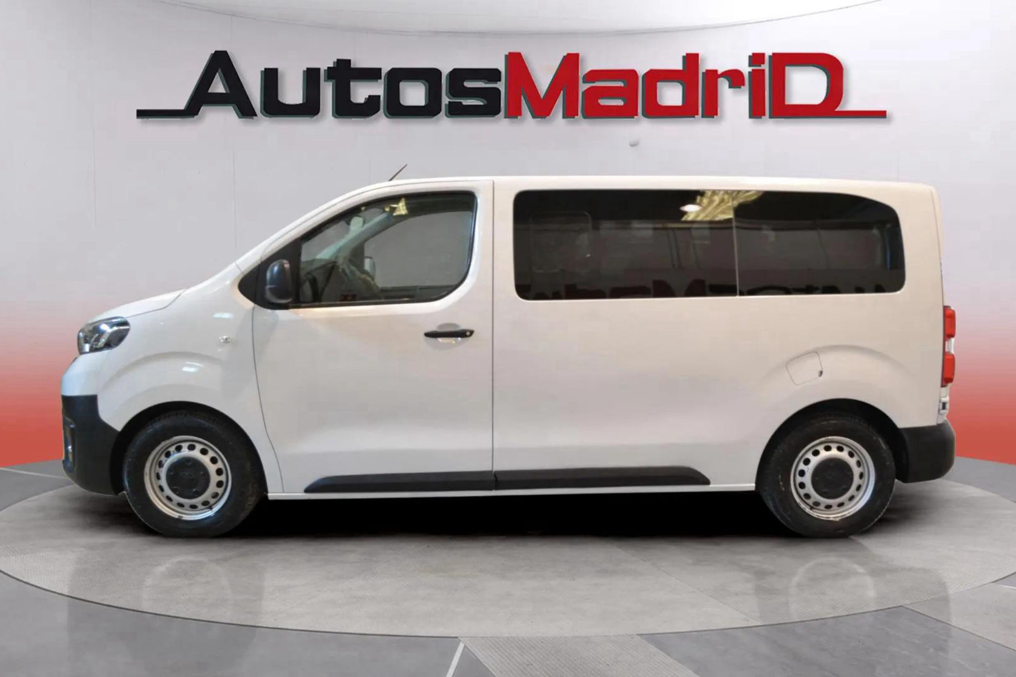Toyota Proace Verso 2.0D GX Combi 9 1 plazas 2PT L1 - foto 4