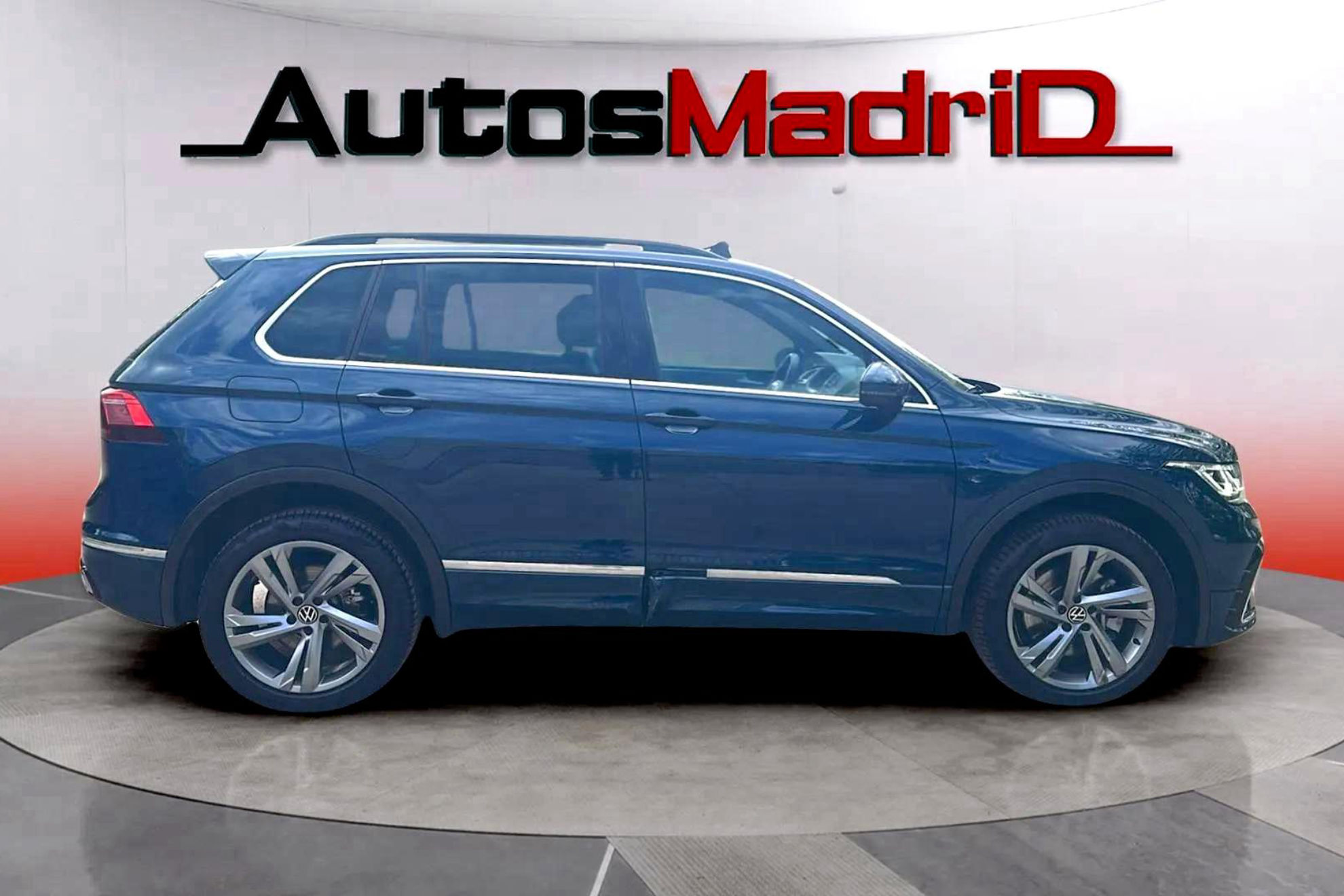 Volkswagen Tiguan R-Line 1.4 TSI eHybrid DSG - foto 2