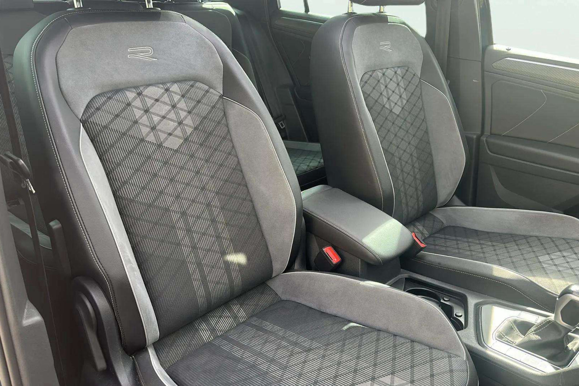 Volkswagen Tiguan R-Line 1.4 TSI eHybrid DSG - foto 23