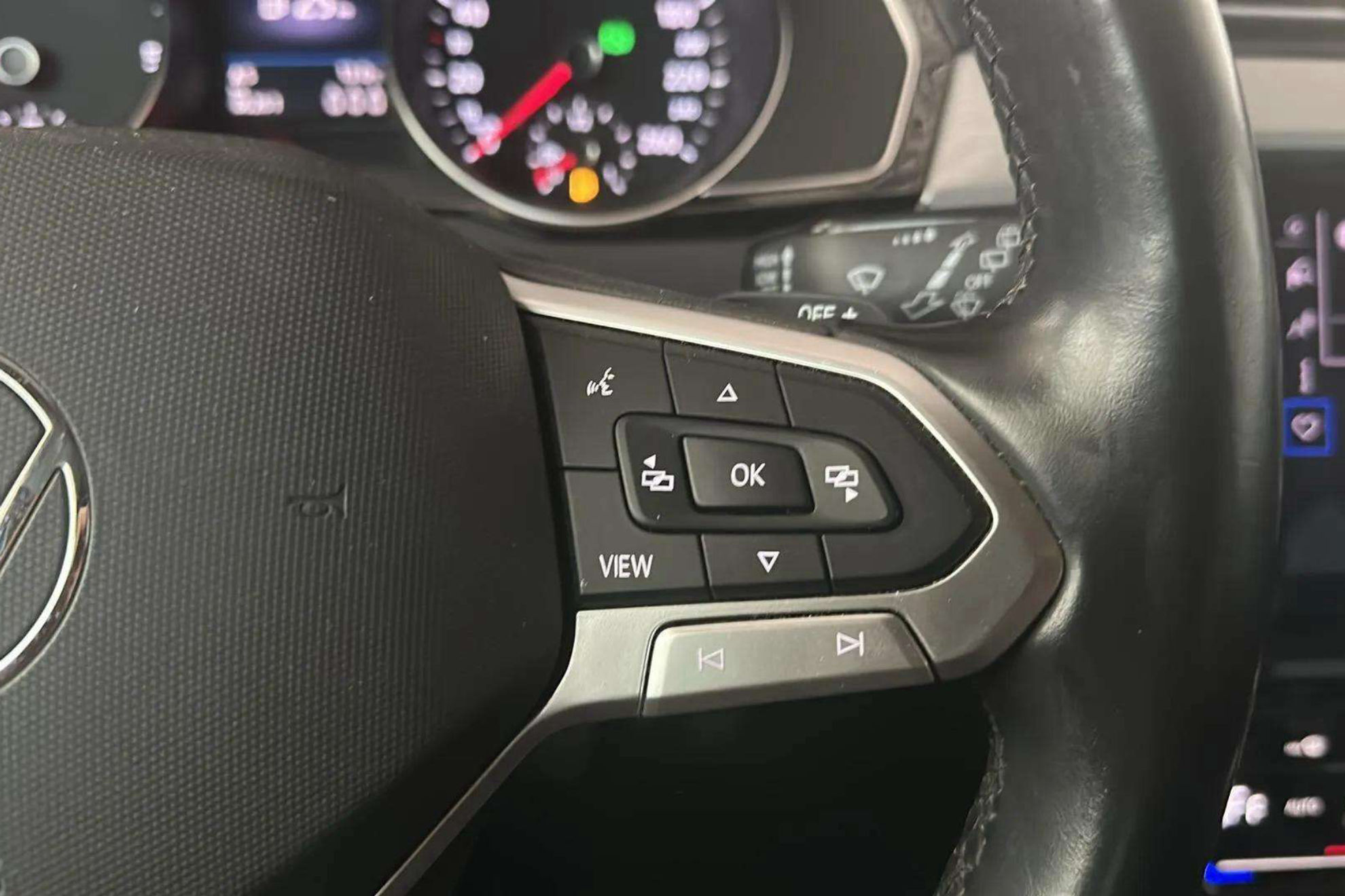 Volkswagen Passat Variant 2.0 TDI - foto 12