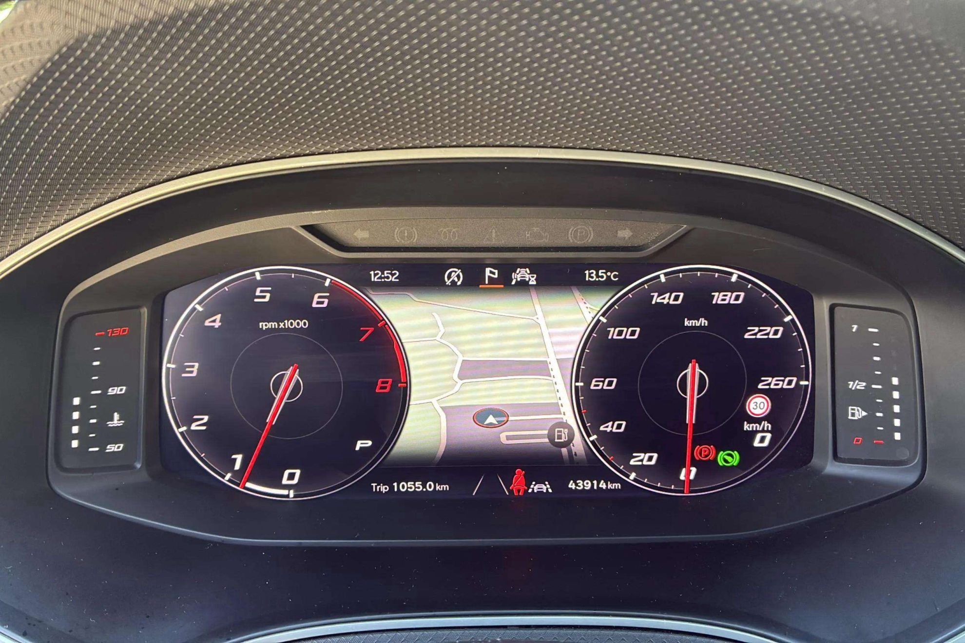 SEAT Arona 1.5 TSI DSG FR XL - foto 12