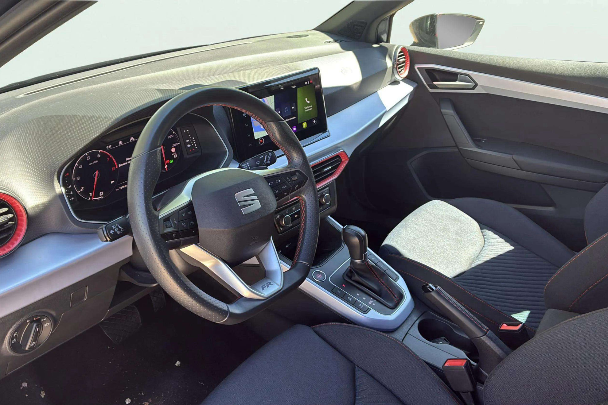 SEAT Arona 1.5 TSI DSG FR XL - foto 10