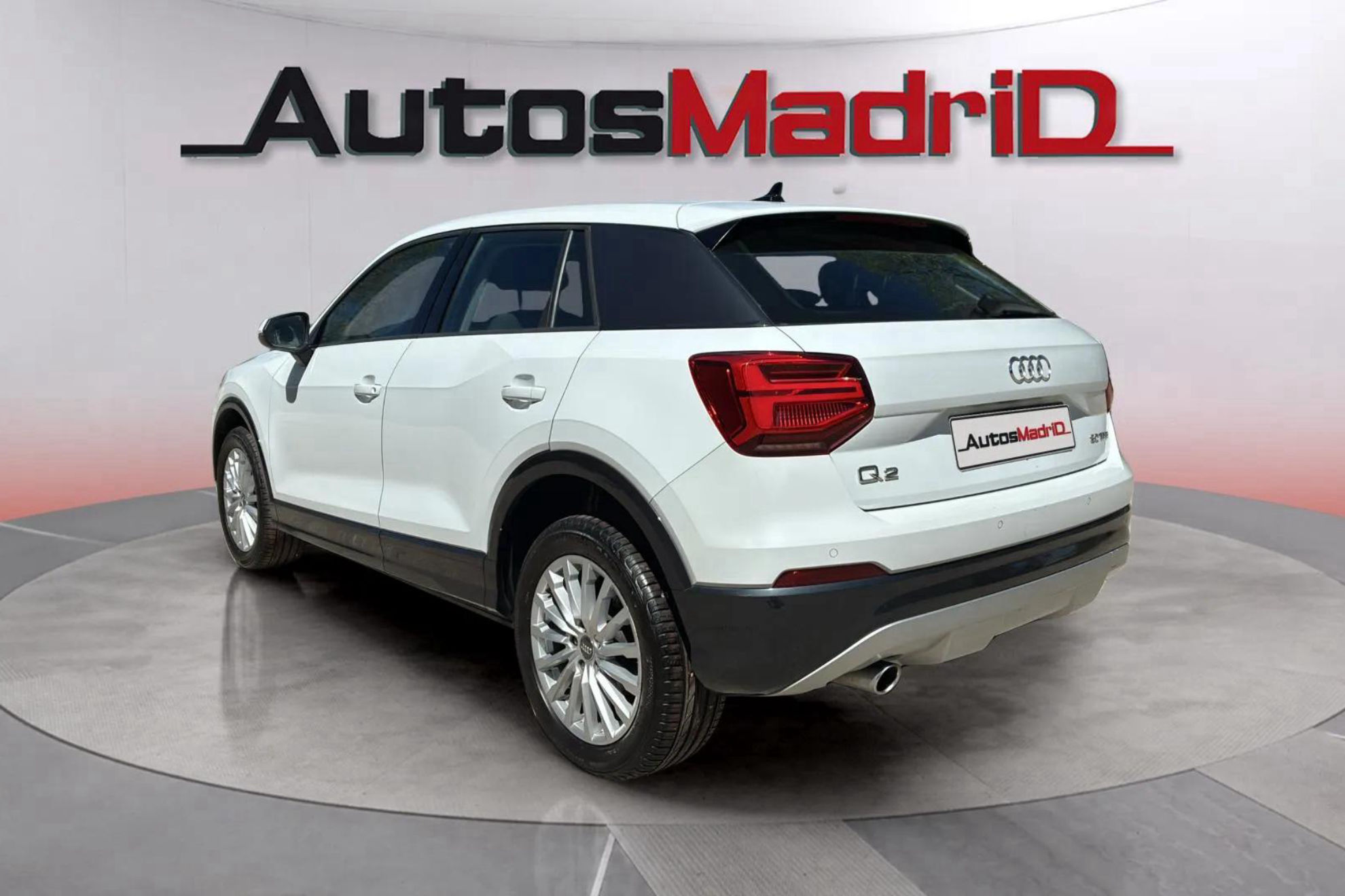 Audi Q2 Advanced 30 TFSI - foto 6