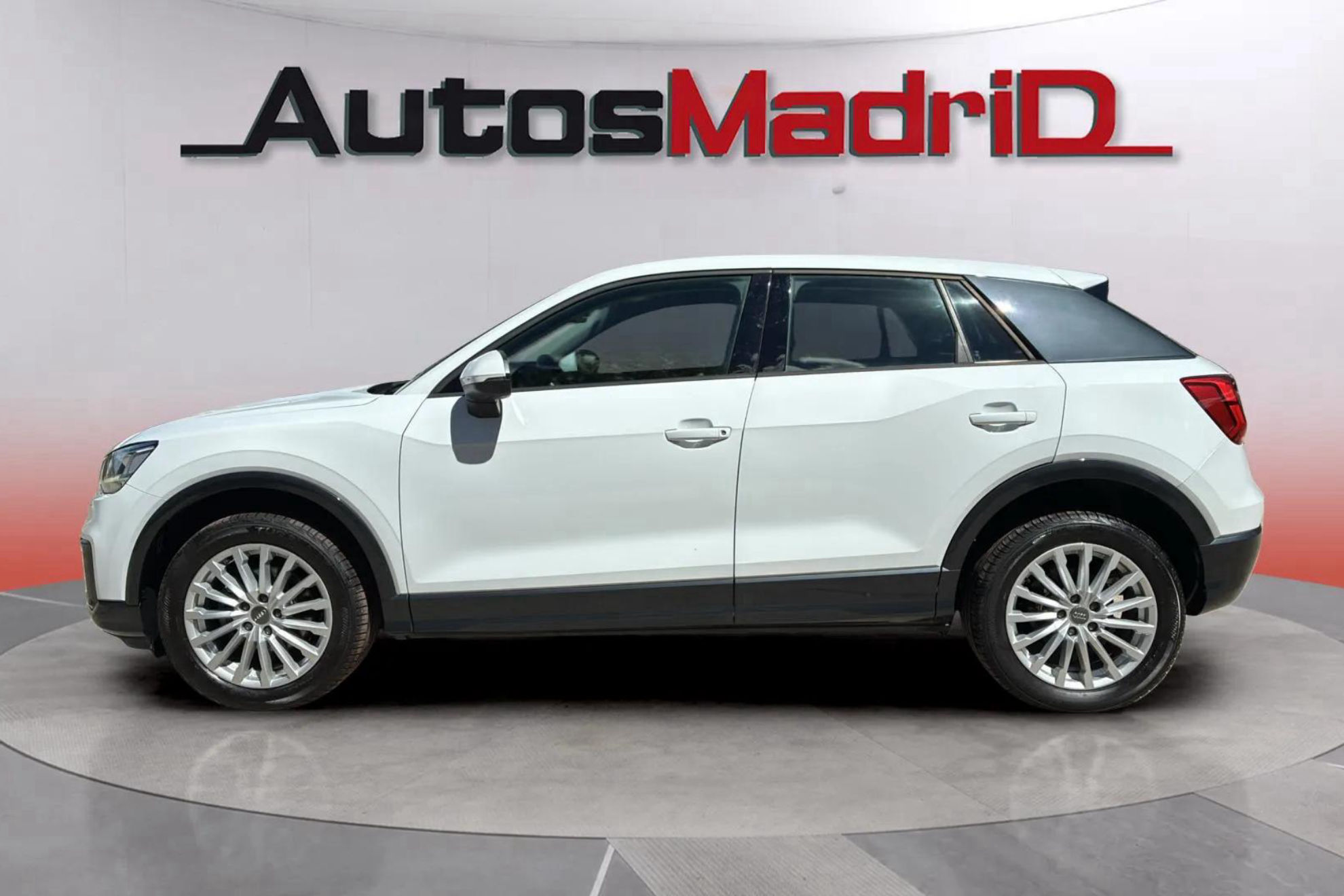 Audi Q2 Advanced 30 TFSI - foto 7