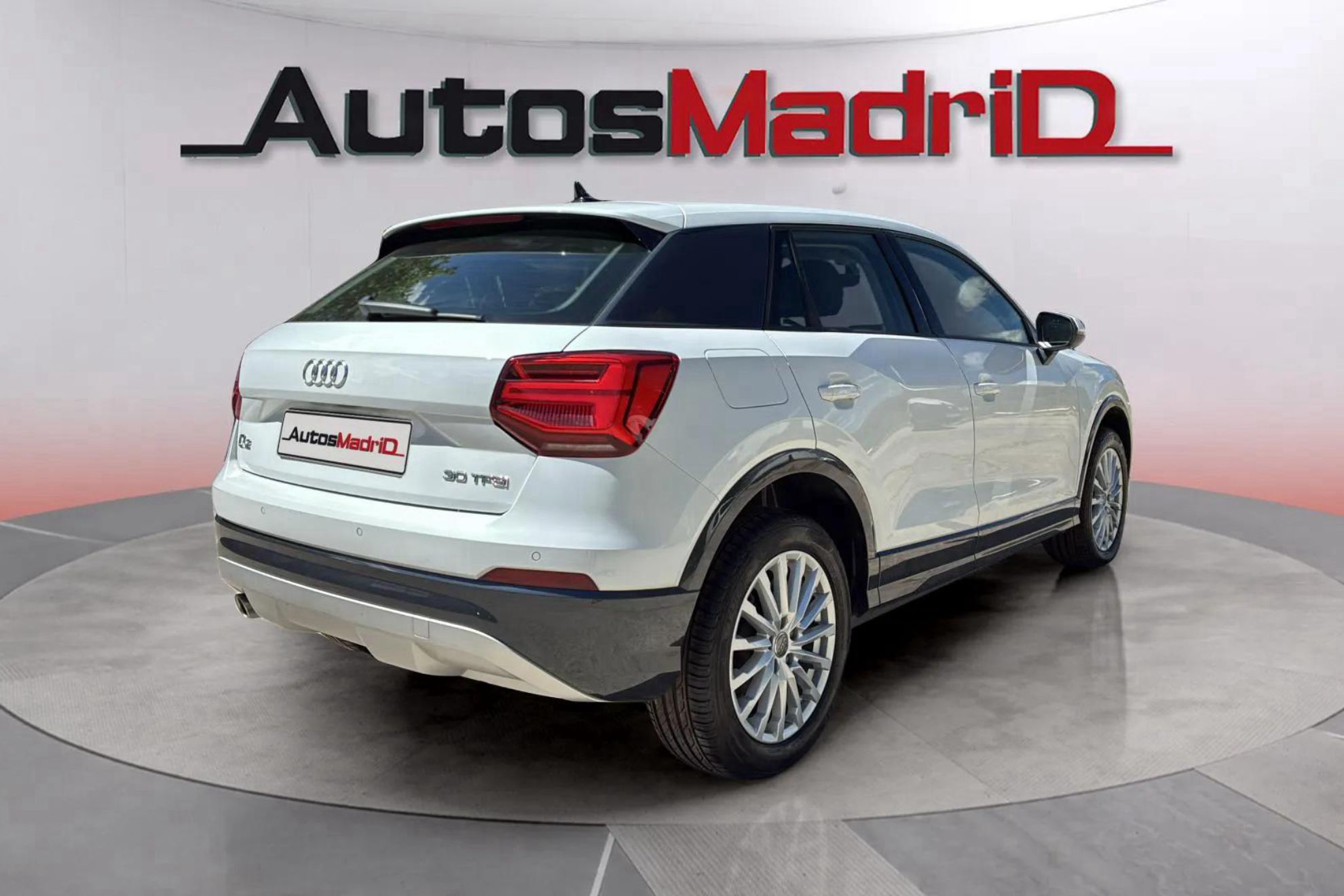 Audi Q2 Advanced 30 TFSI - foto 3