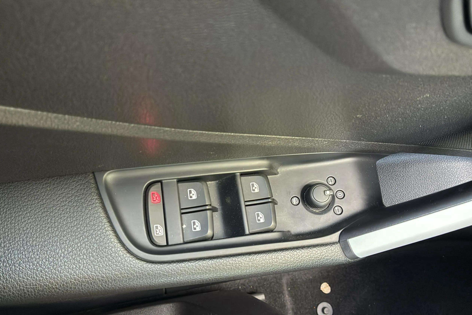 Audi Q2 Advanced 30 TFSI - foto 22