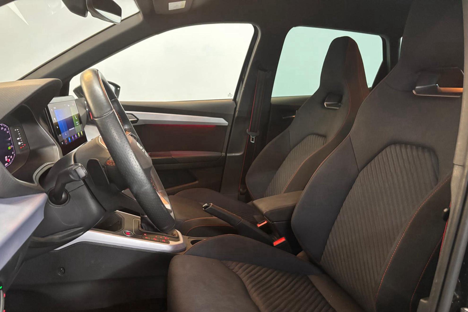 SEAT Arona 1.5 TSI DSG FR XL - foto 10