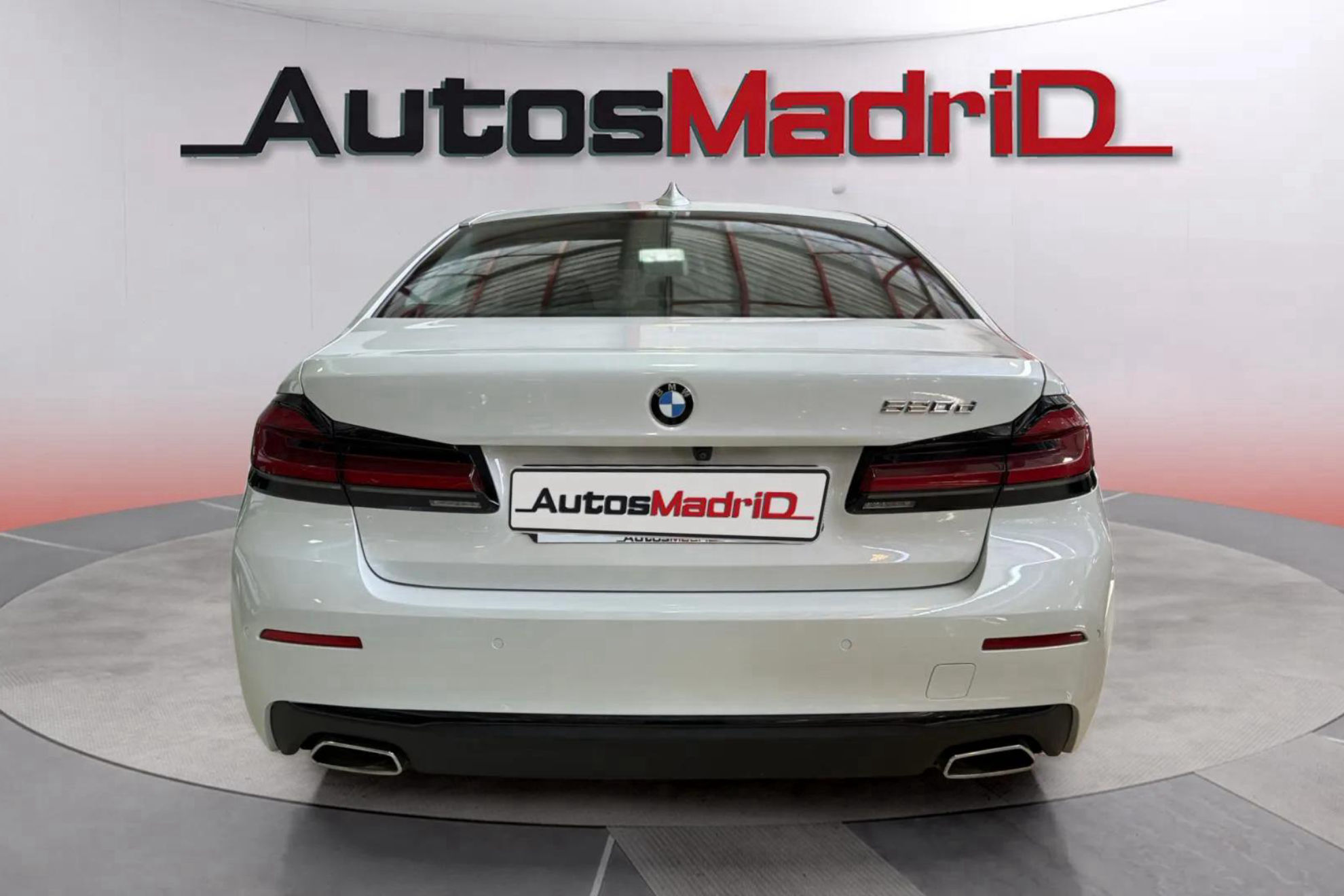 BMW Serie 5 520dA - foto 6