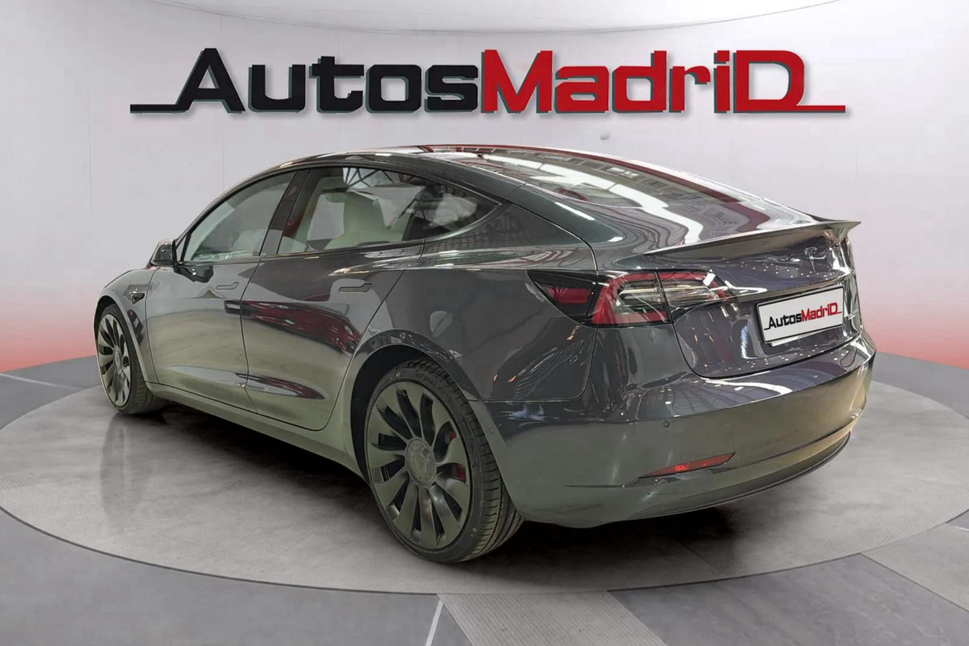 Tesla Model 3 Performance AWD - foto 6