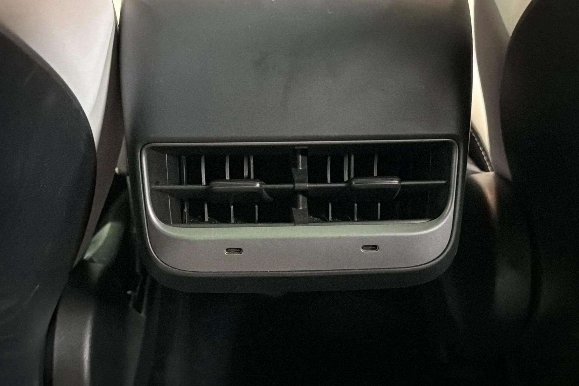 Tesla Model 3 Performance AWD - foto 16