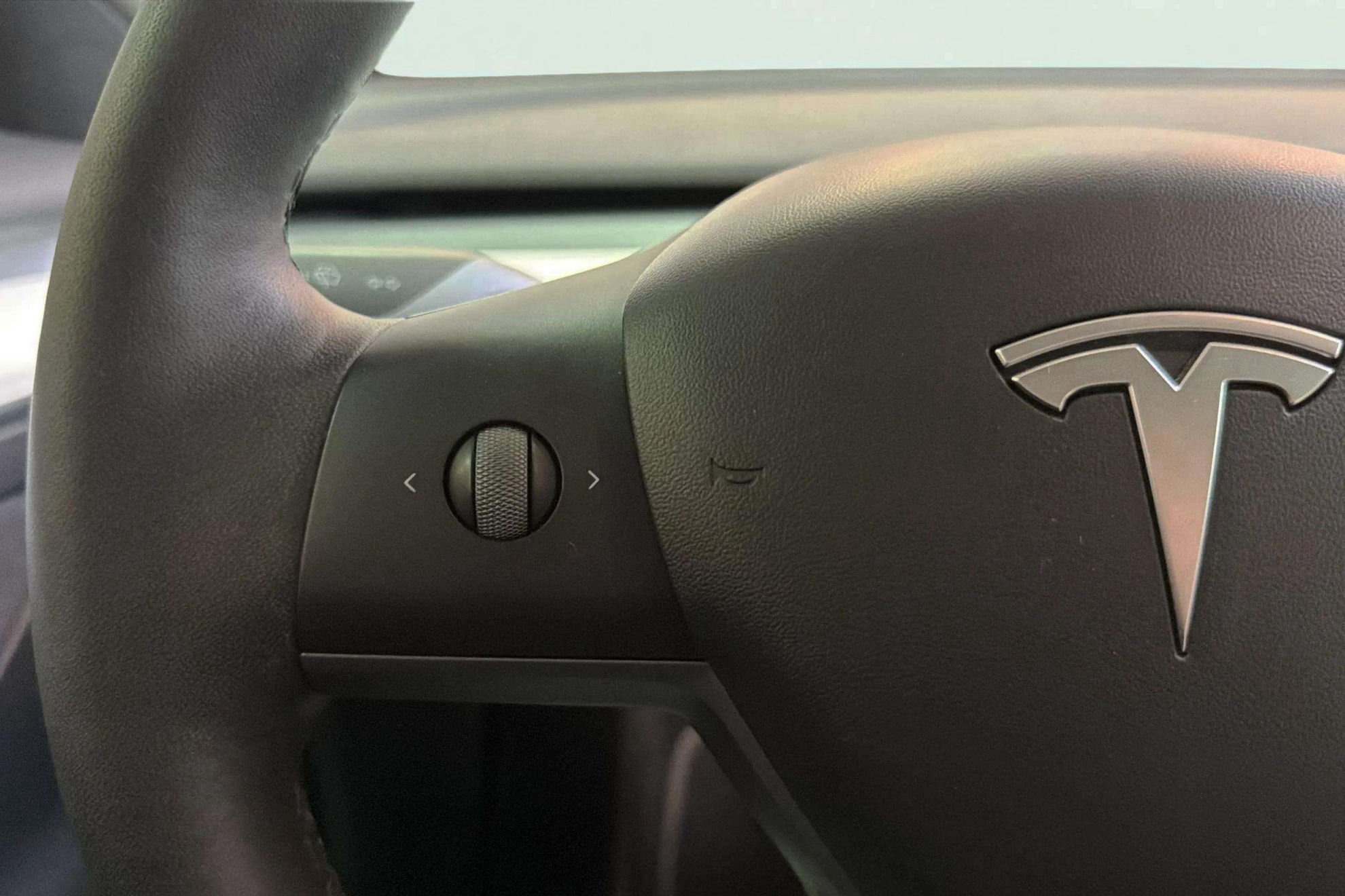 Tesla Model 3 Performance AWD - foto 21