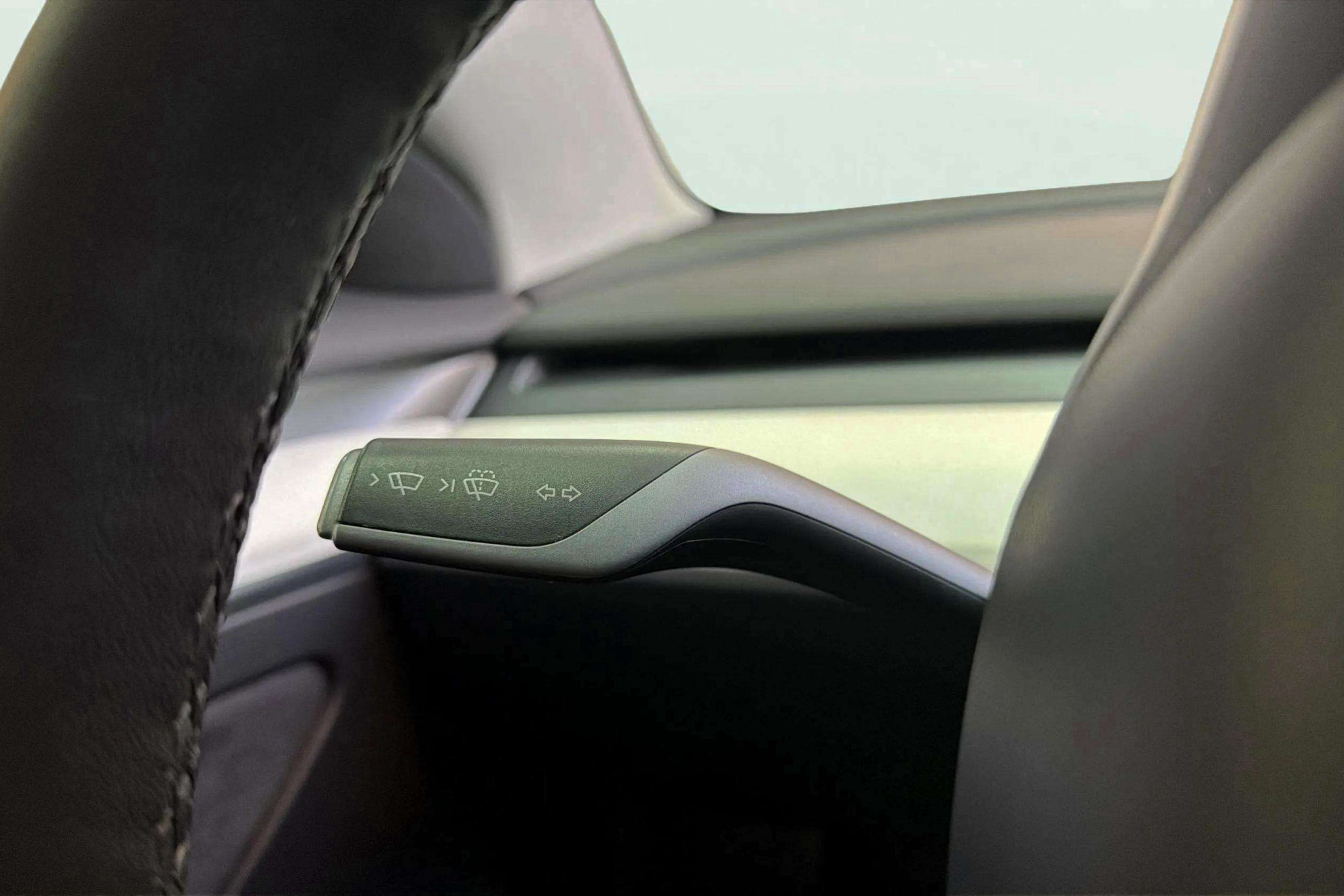 Tesla Model 3 Performance AWD - foto 19