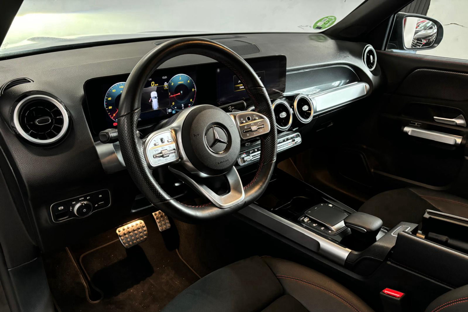 Mercedes-Benz GLB 200 d - foto 13
