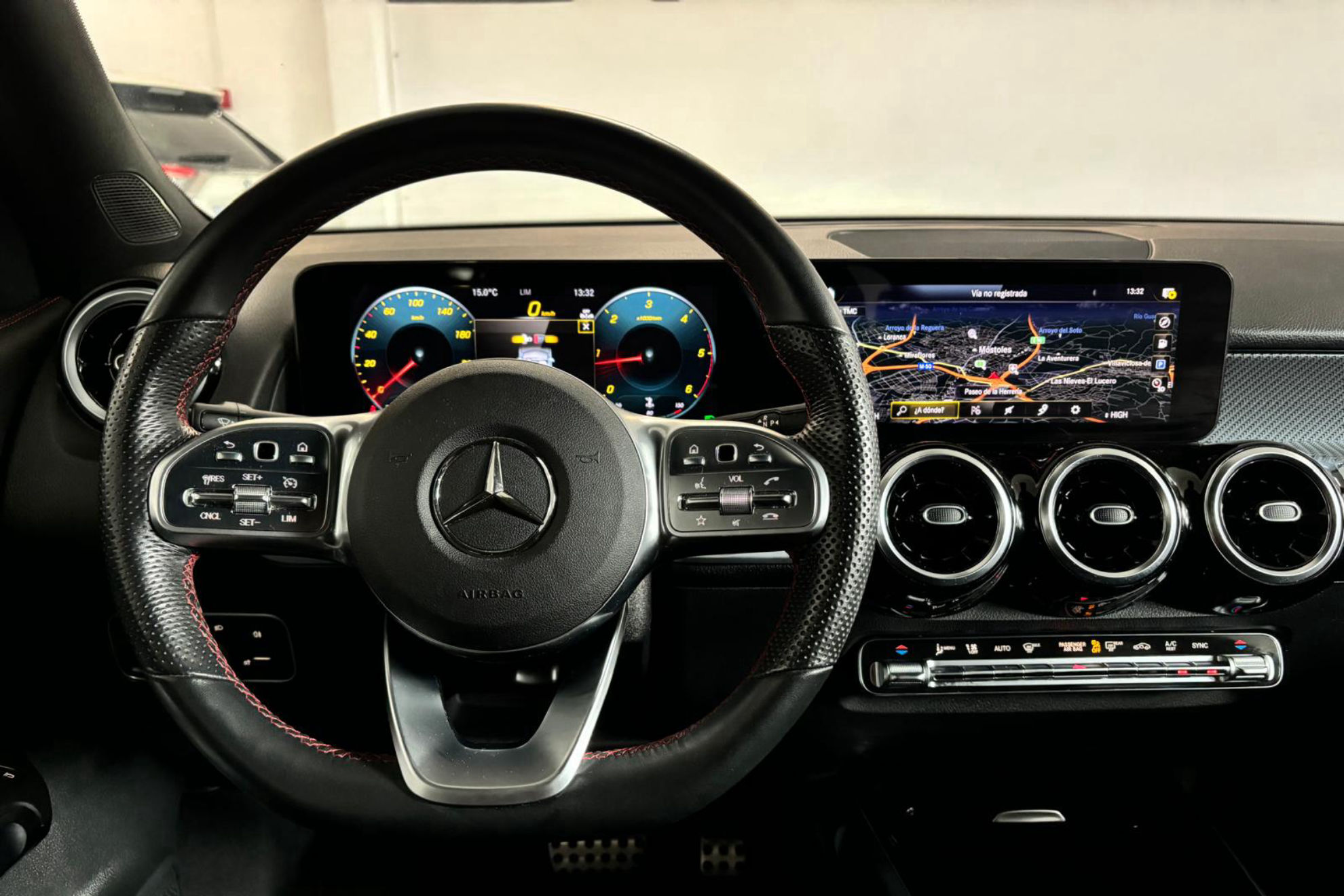 Mercedes-Benz GLB 200 d - foto 16