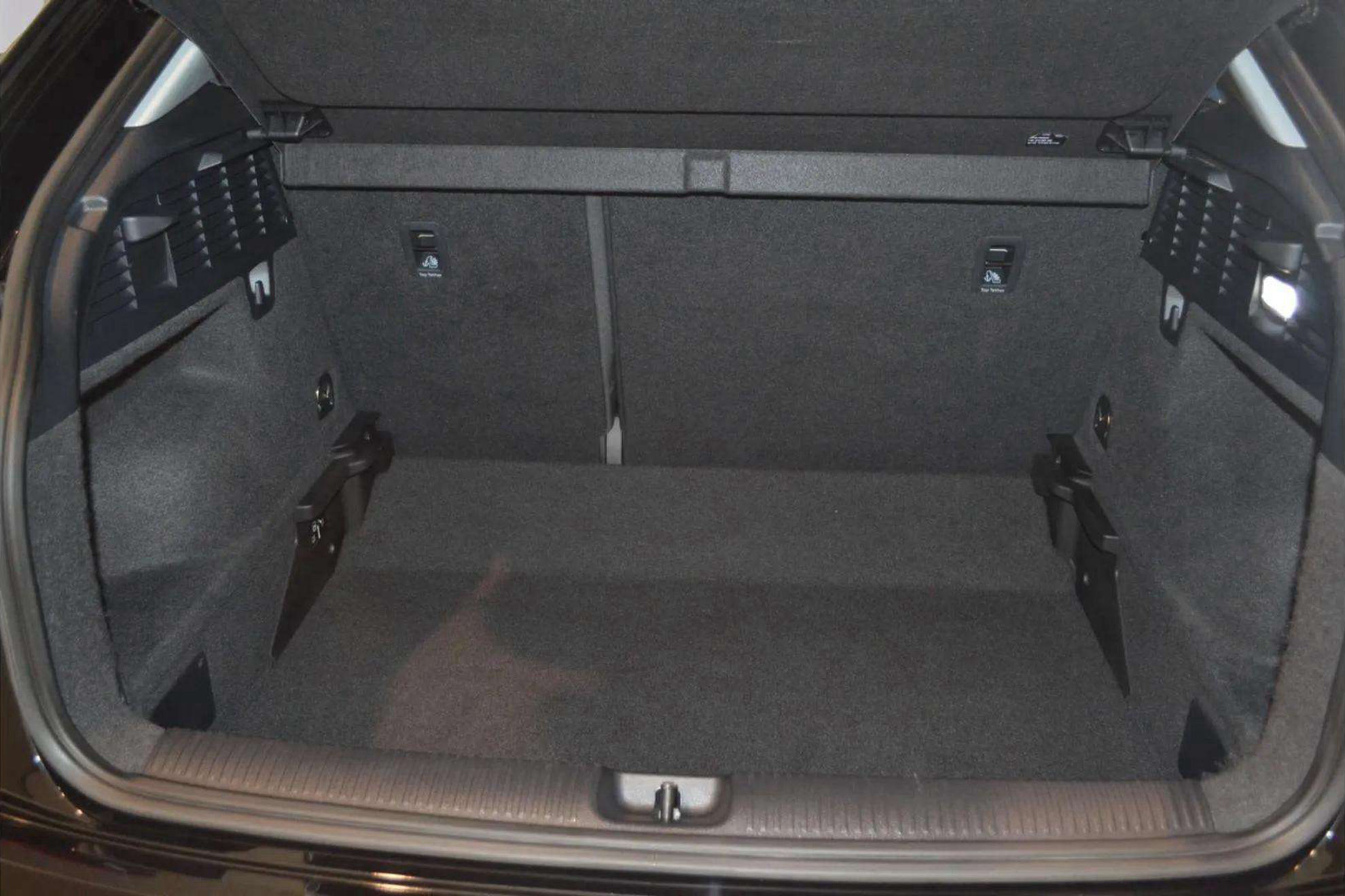 Audi Q2 Advanced 30 TDI - foto 9
