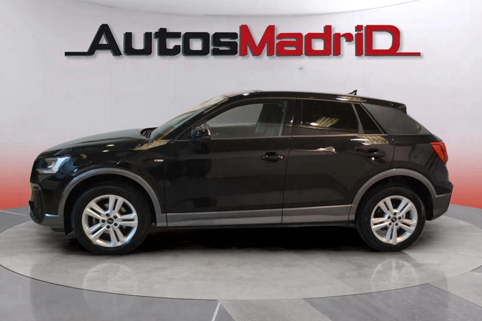 Audi Q2 Advanced 30 TDI - foto 4