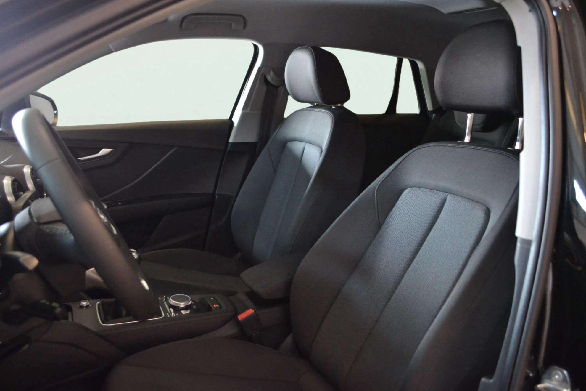 Audi Q2 Advanced 30 TDI - foto 14