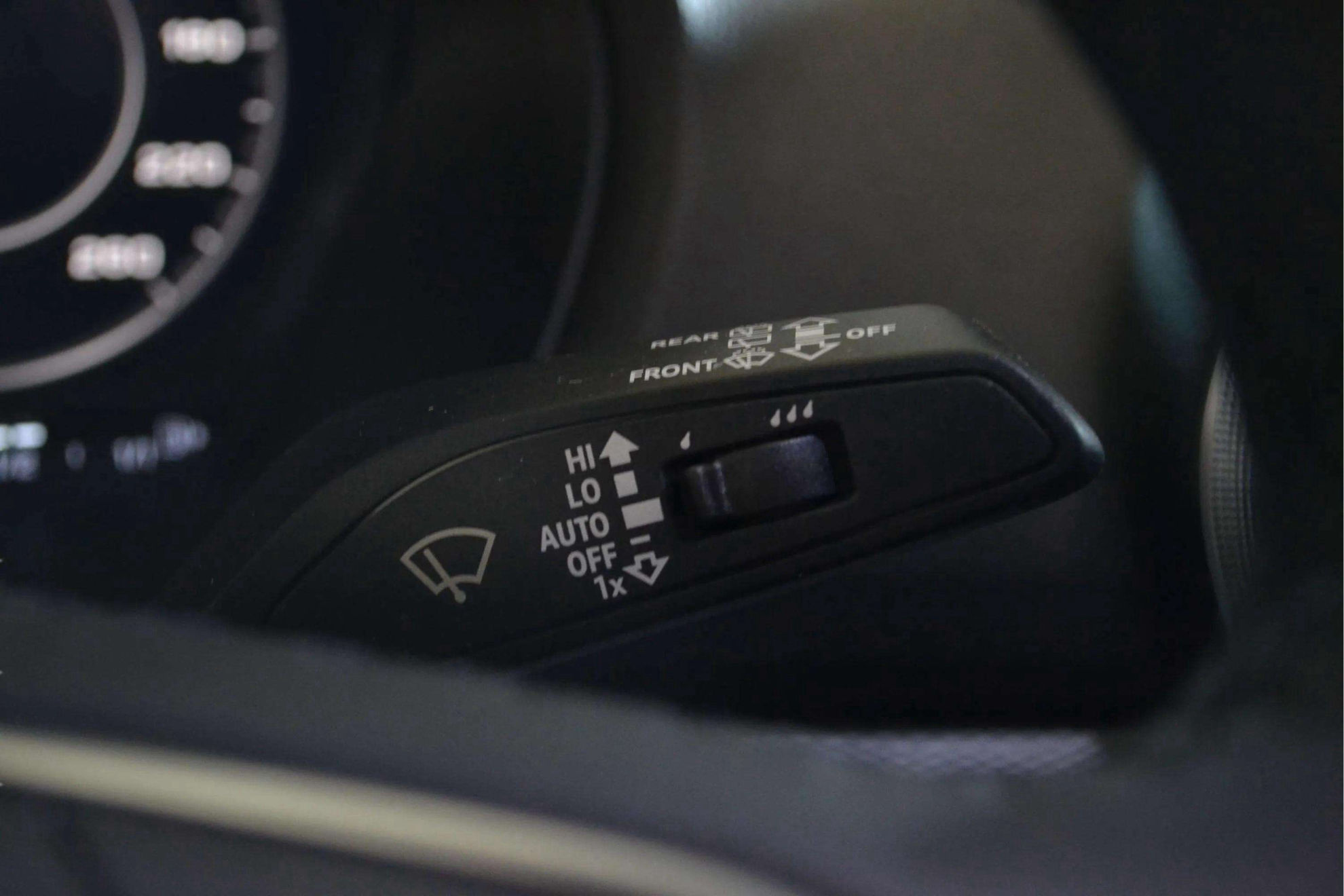 Audi Q2 Advanced 30 TDI - foto 21