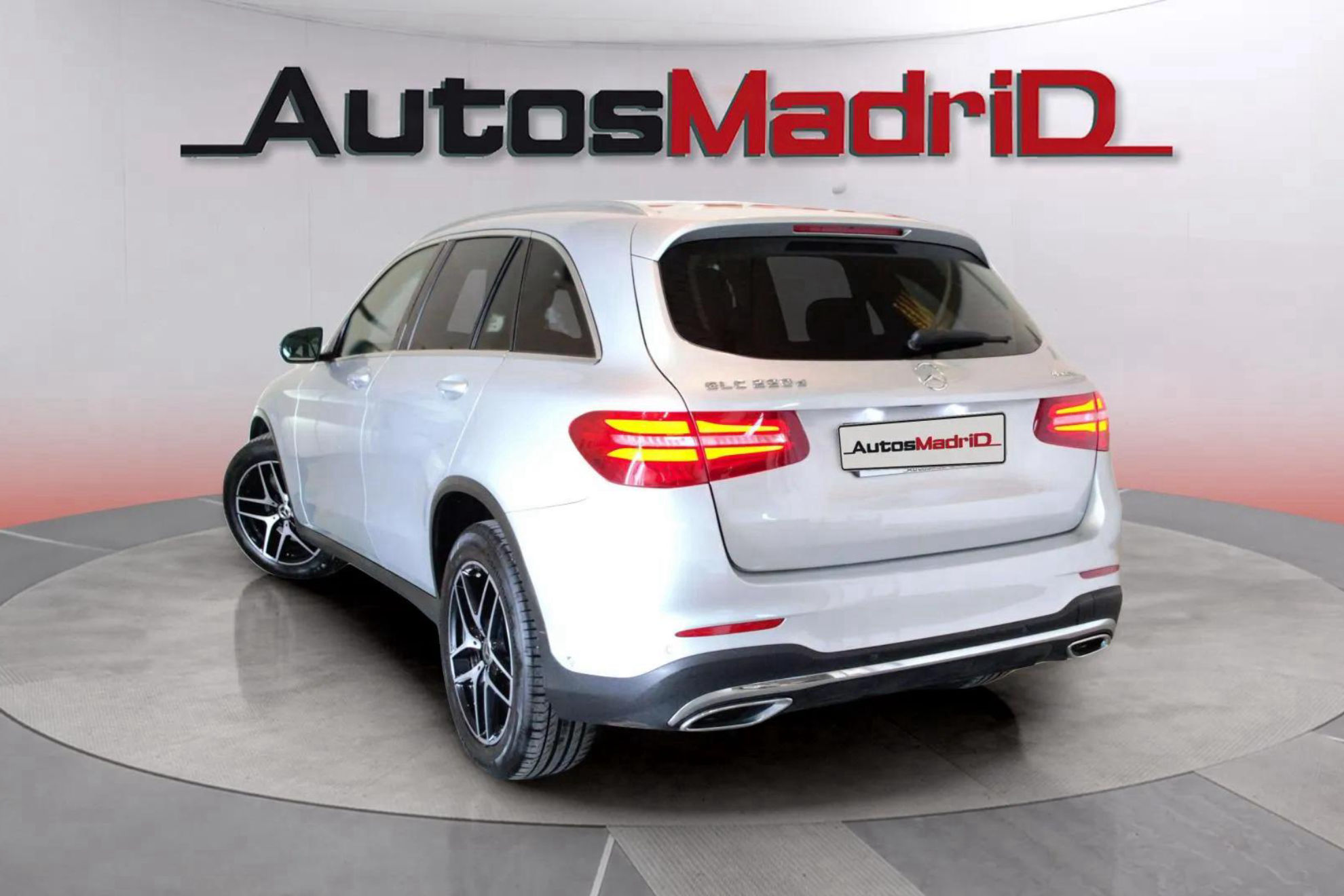 Mercedes-Benz GLC 220 d 4MATIC - foto 4