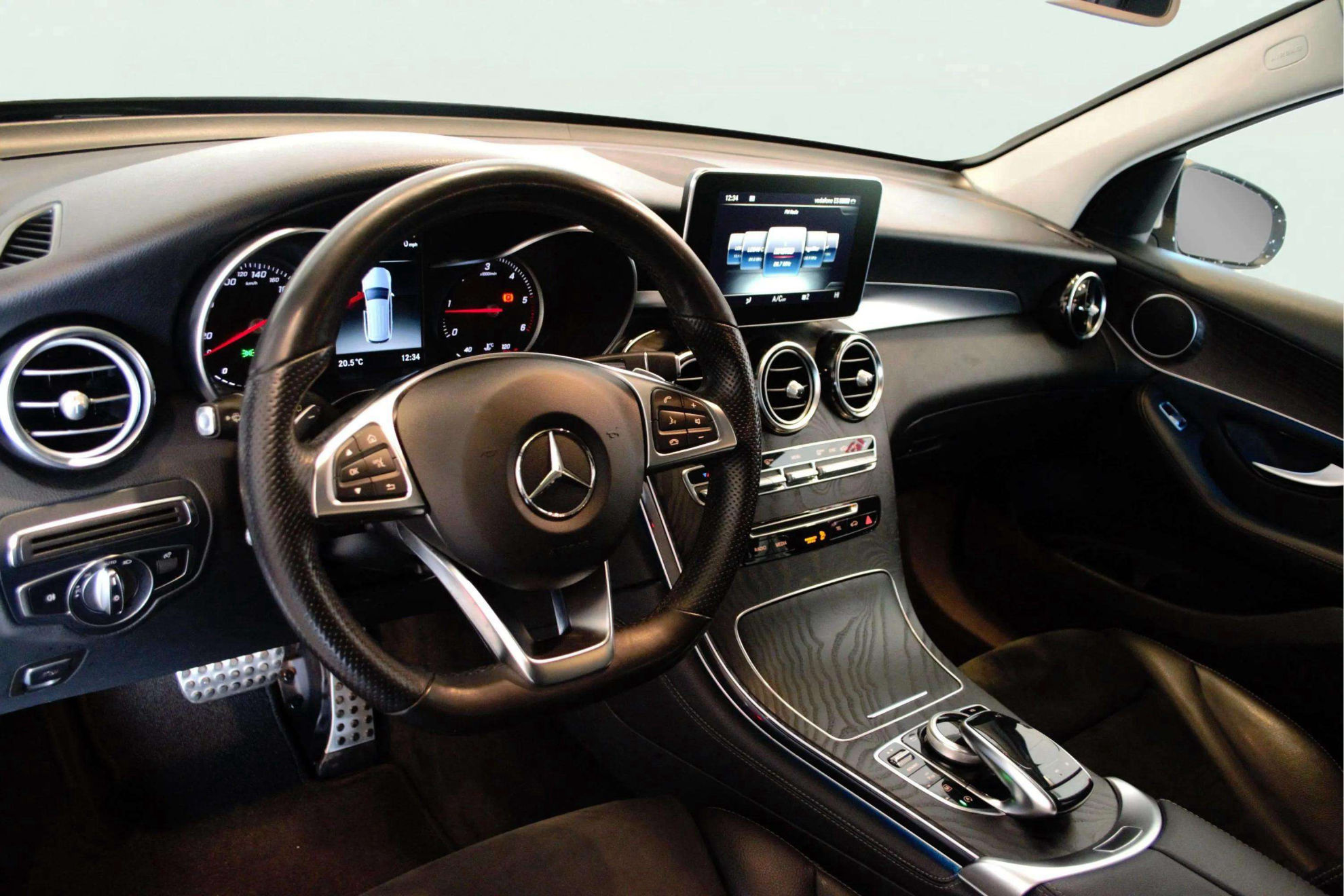 Mercedes-Benz GLC 220 d 4MATIC - foto 16