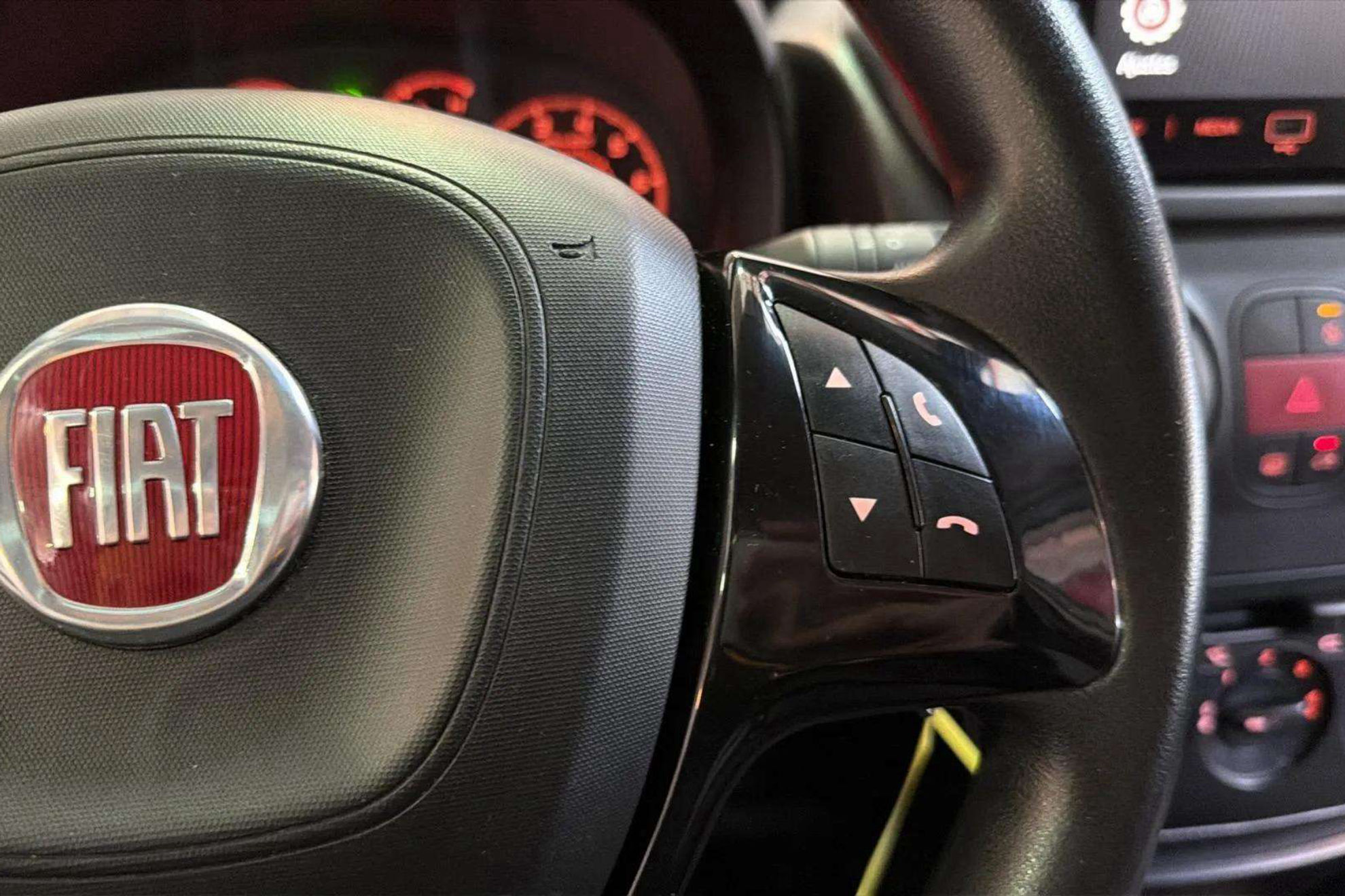 Fiat Fiorino Cargo Base N1 1.3 Mjet - foto 18