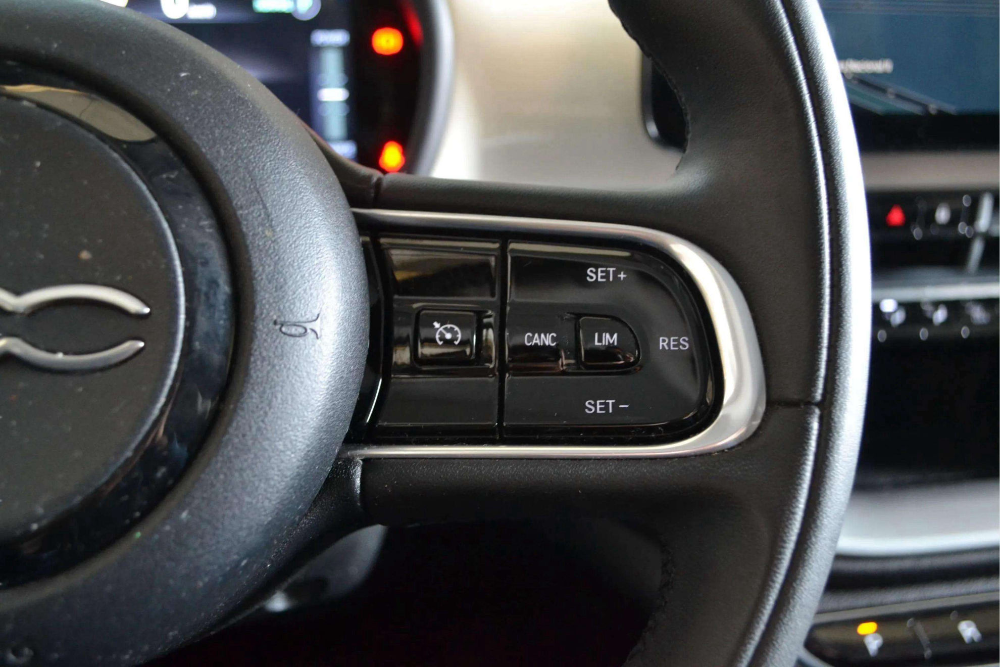 Fiat 500 Icon Hb 320km - foto 15
