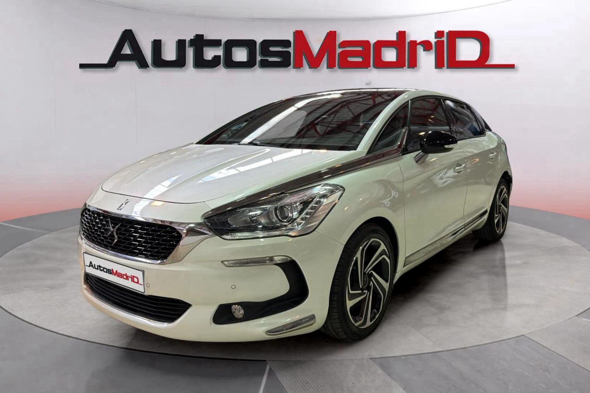DS DS 5 BlueHDi EAT6 Sport - foto 3