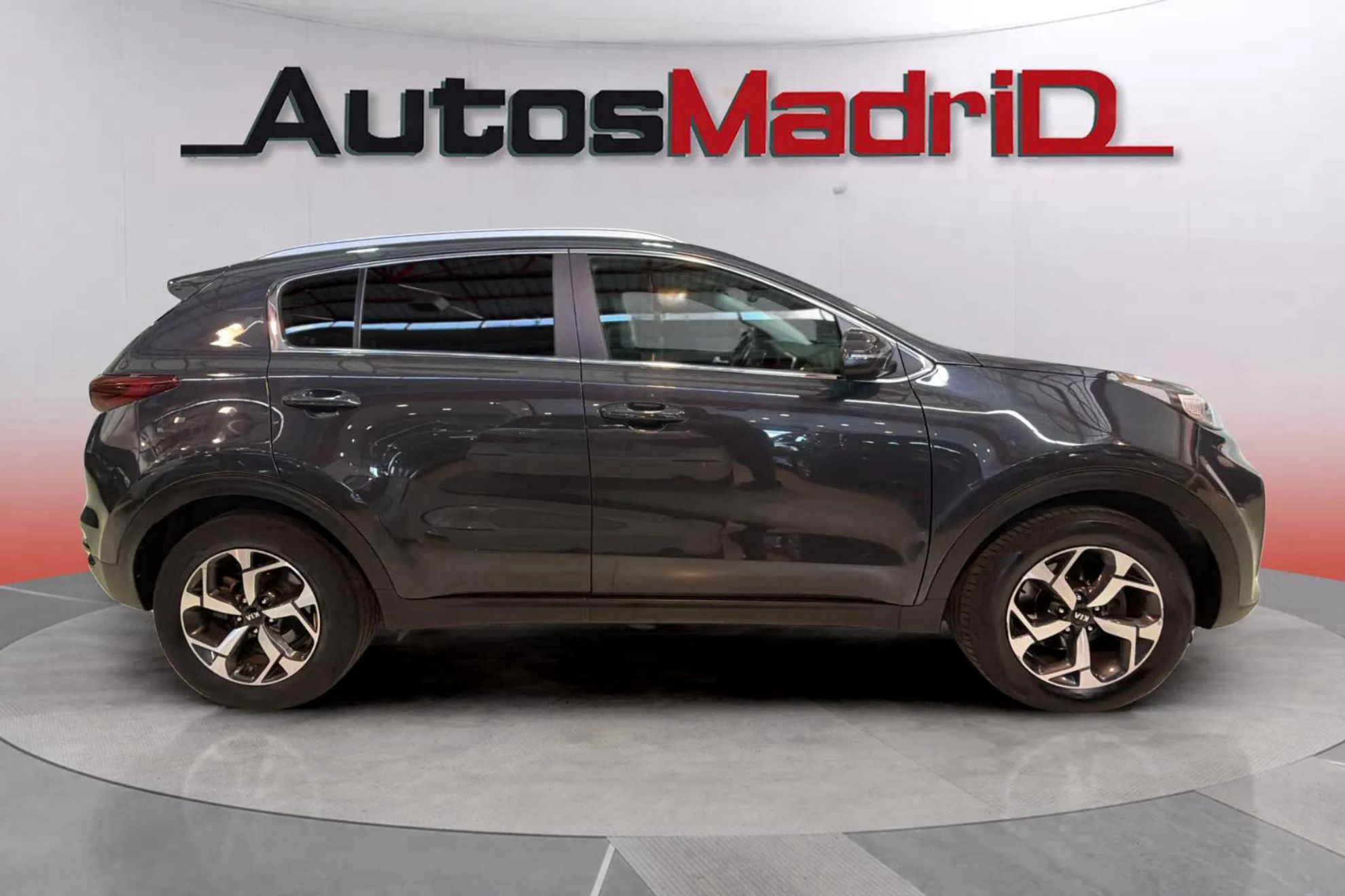 Kia Sportage 1.6 MHEV Business DCT 4x2 - foto 9