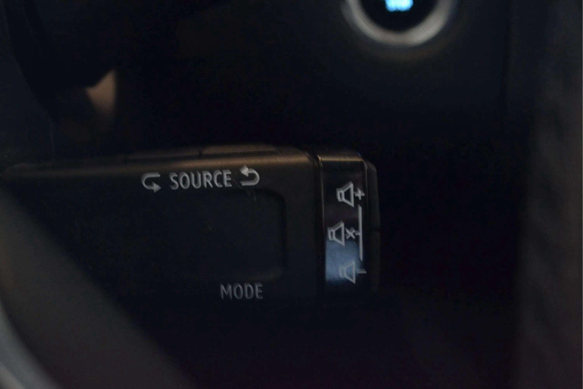 Renault Captur techno E-Tech full hybr. - foto 22