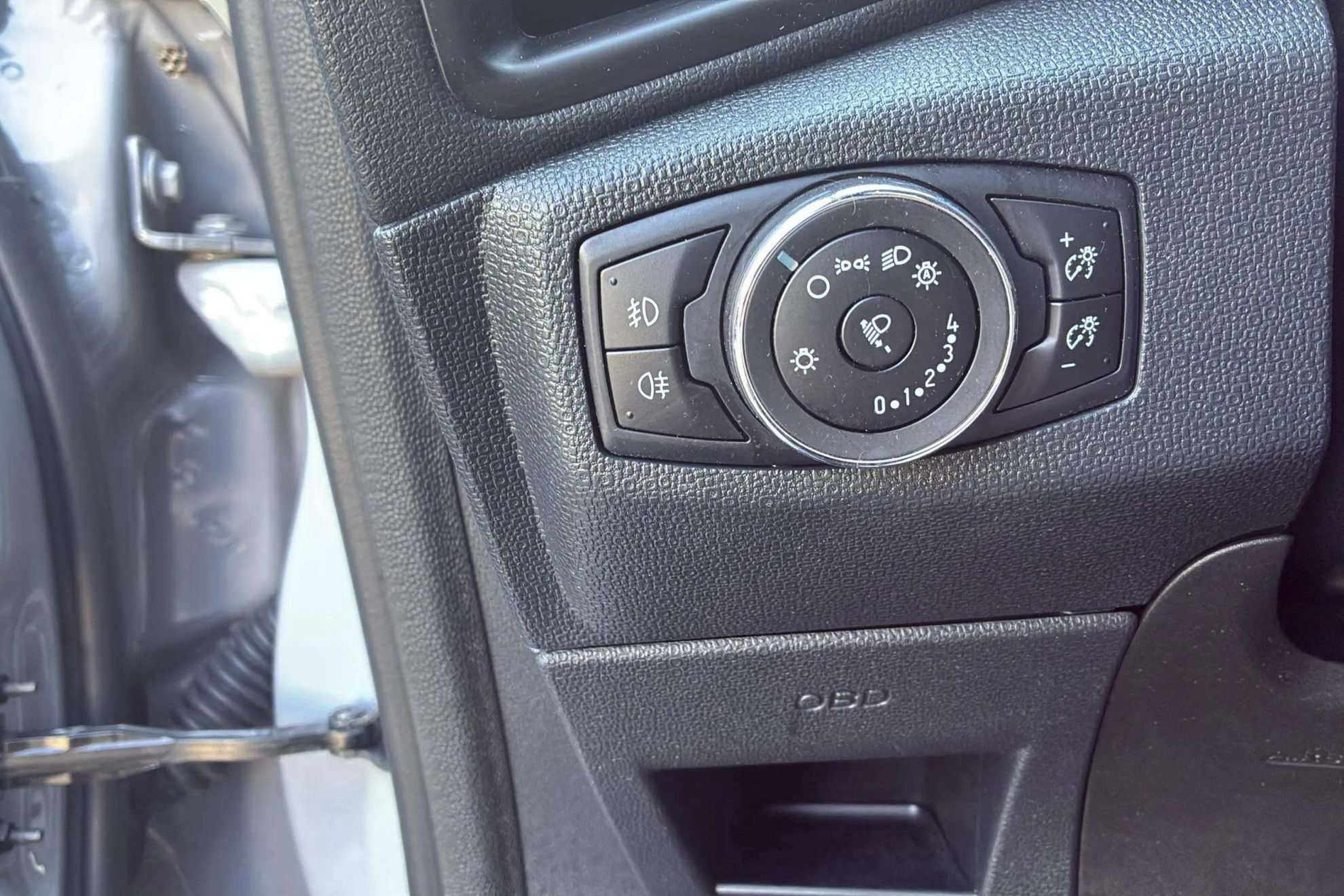 Ford EcoSport 1.0T EcoBoost ST Line - foto 12
