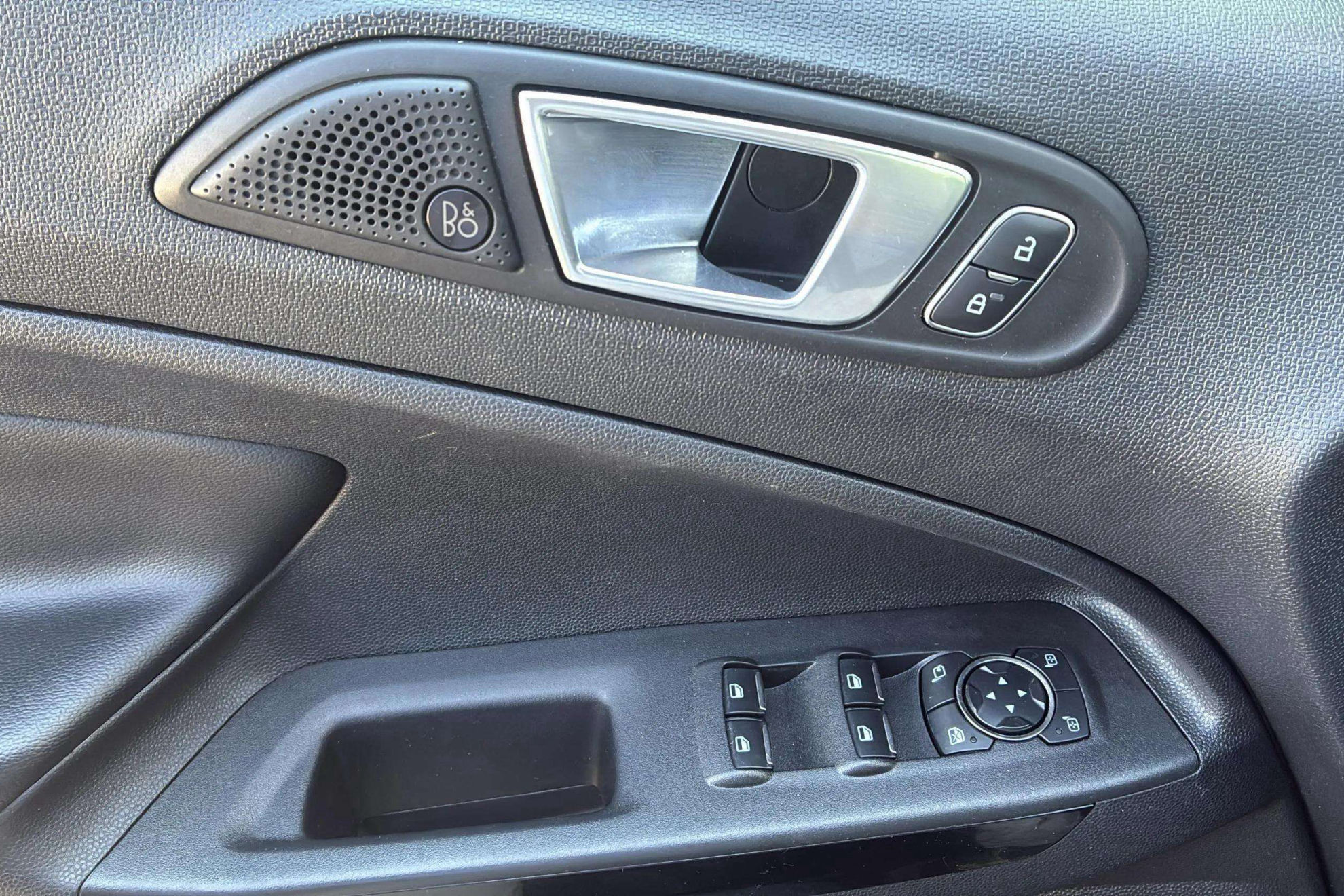 Ford EcoSport 1.0T EcoBoost ST Line - foto 13