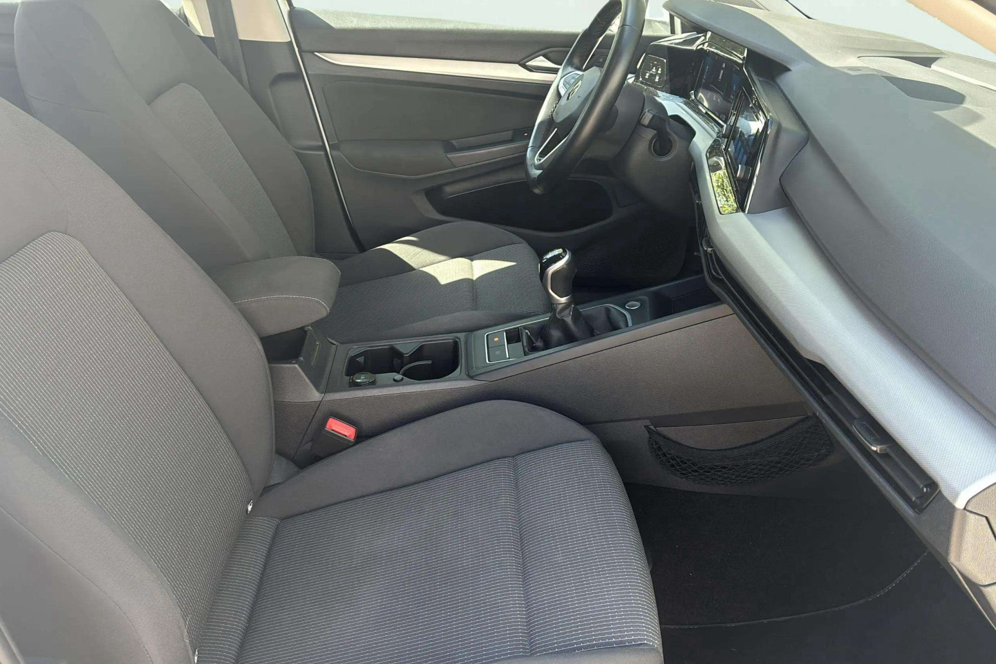 Volkswagen Golf 2.0 TDI - foto 12