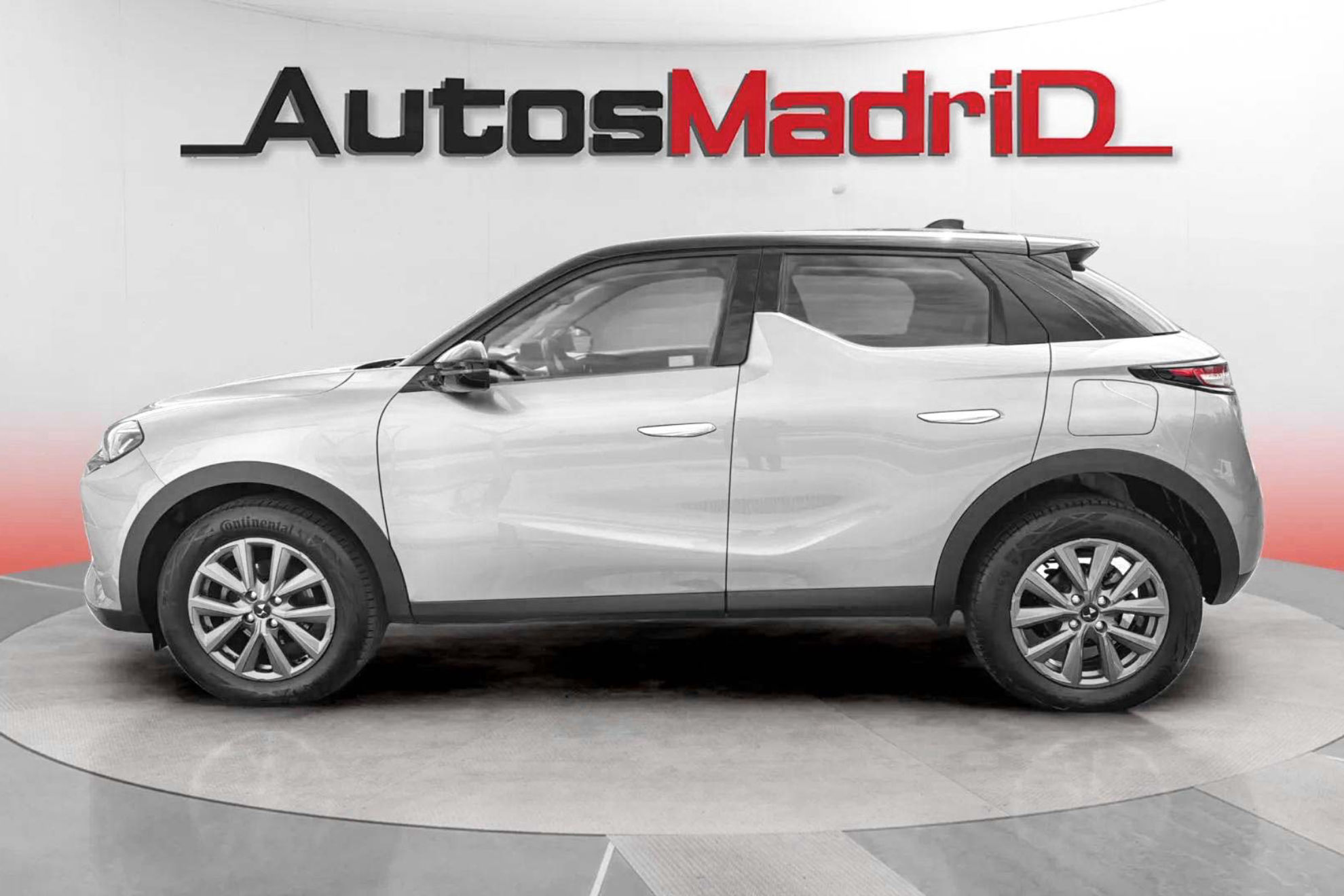 DS DS 3 Crossback PureTech Performance Line+ - foto 4