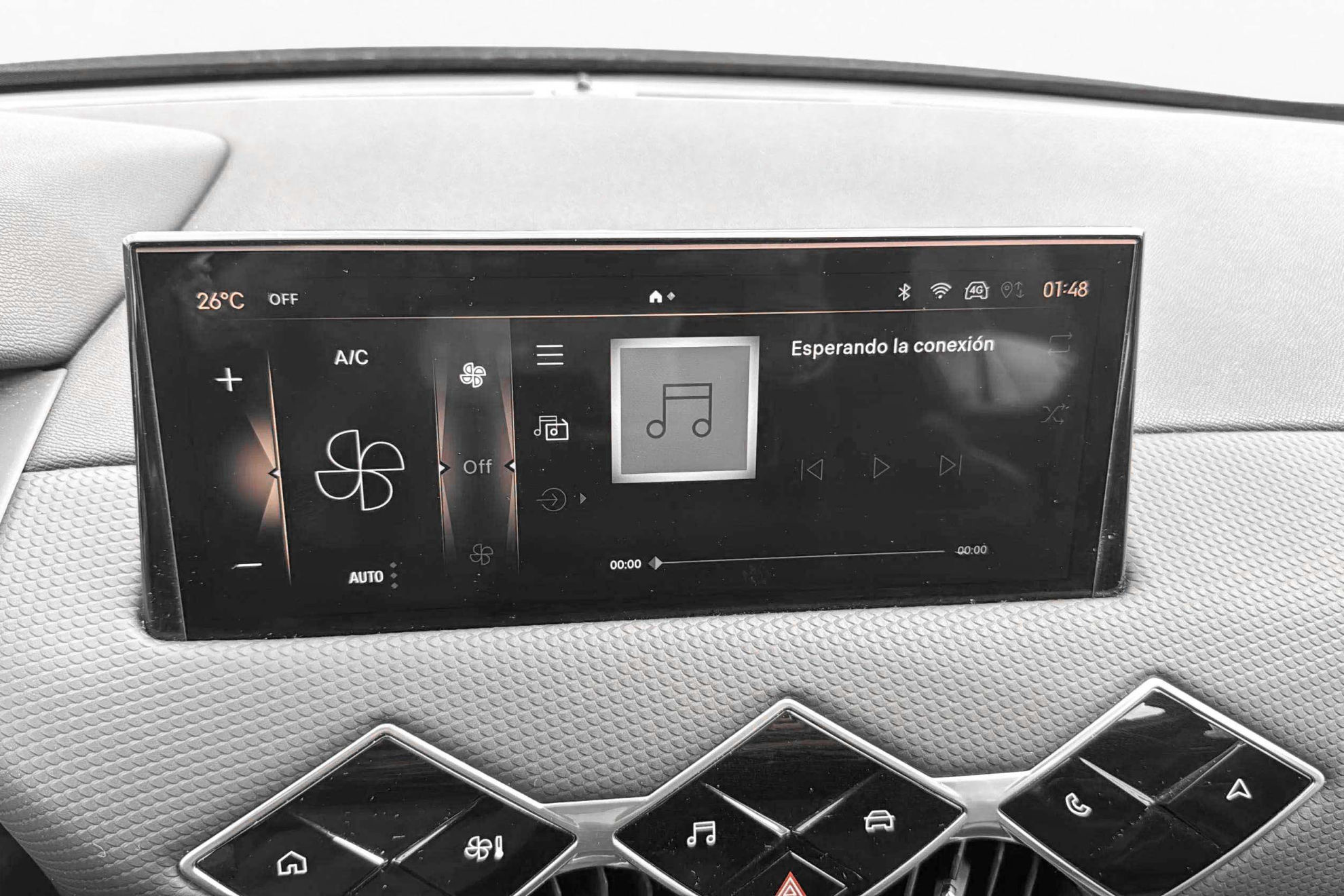 DS DS 3 Crossback PureTech Performance Line+ - foto 29