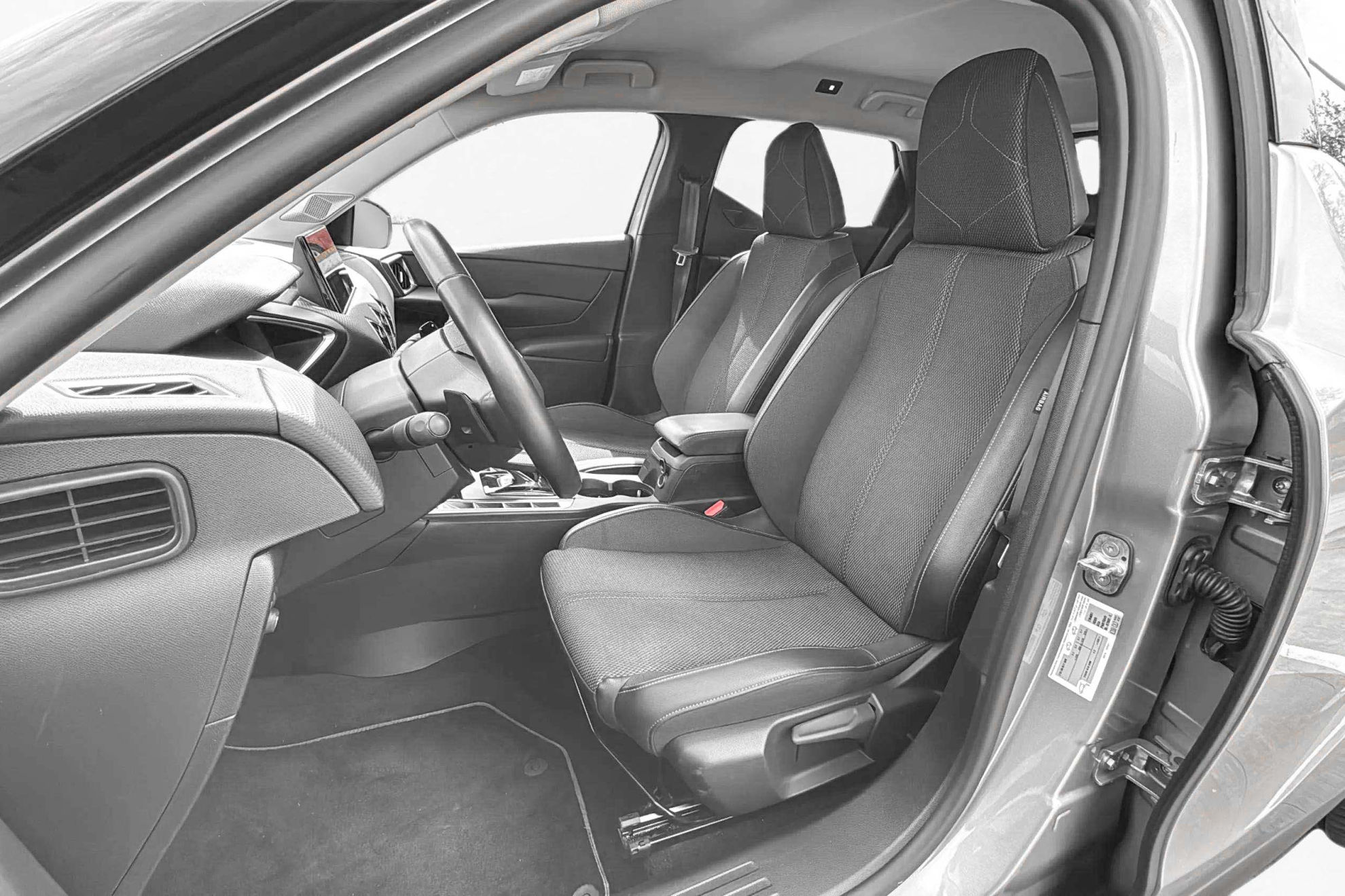 DS DS 3 Crossback PureTech Performance Line+ - foto 13